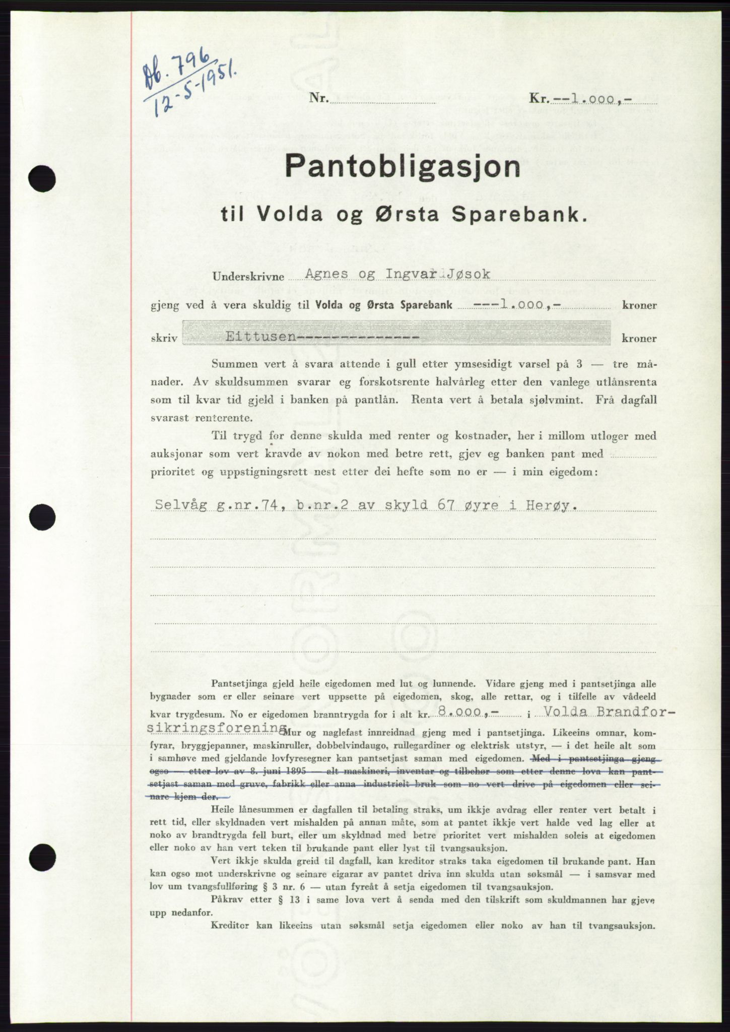 Søre Sunnmøre sorenskriveri, SAT/A-4122/1/2/2C/L0120: Pantebok nr. 8B, 1951-1951, Dagboknr: 796/1951