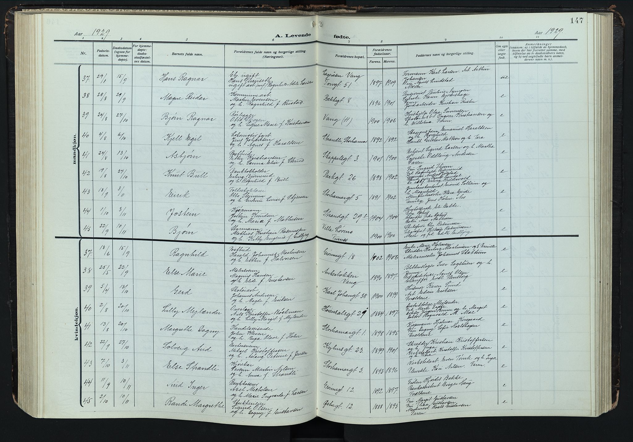 Hamar prestekontor, AV/SAH-DOMPH-002/H/Ha/Hab/L0004: Klokkerbok nr. 4, 1915-1942, s. 147