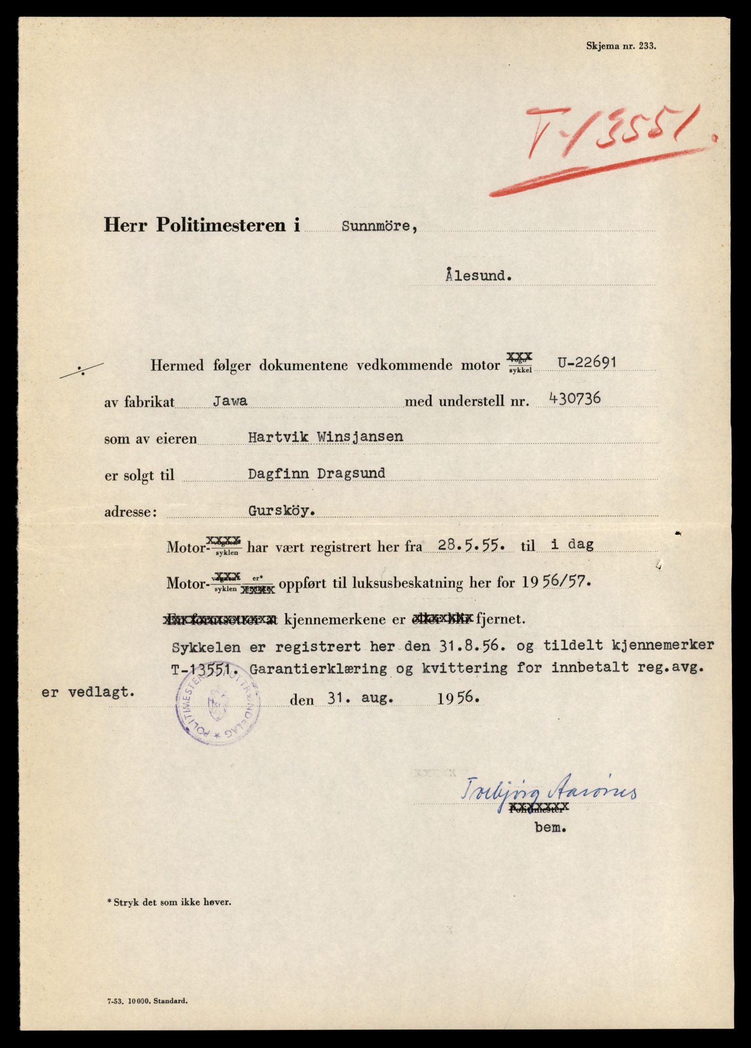 Møre og Romsdal vegkontor - Ålesund trafikkstasjon, AV/SAT-A-4099/F/Fe/L0040: Registreringskort for kjøretøy T 13531 - T 13709, 1927-1998, s. 415