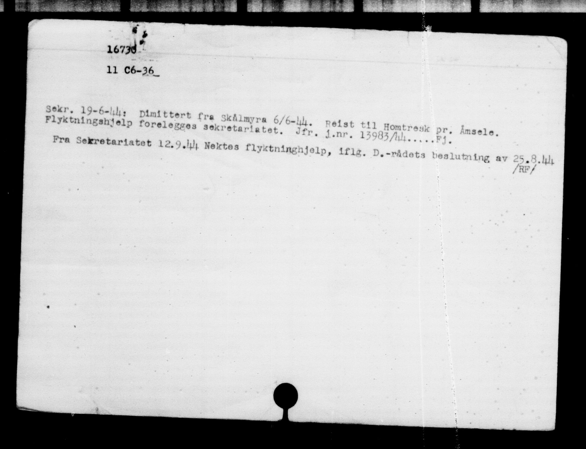 Utenriksstasjonene, Legasjonen i Stockholm, Flyktningkontoret, AV/RA-S-6753/V/Va/L0008: Kjesäterkartoteket, flyktninger med registreringsnr. 15700-18547, 1940-1945, s. 1122