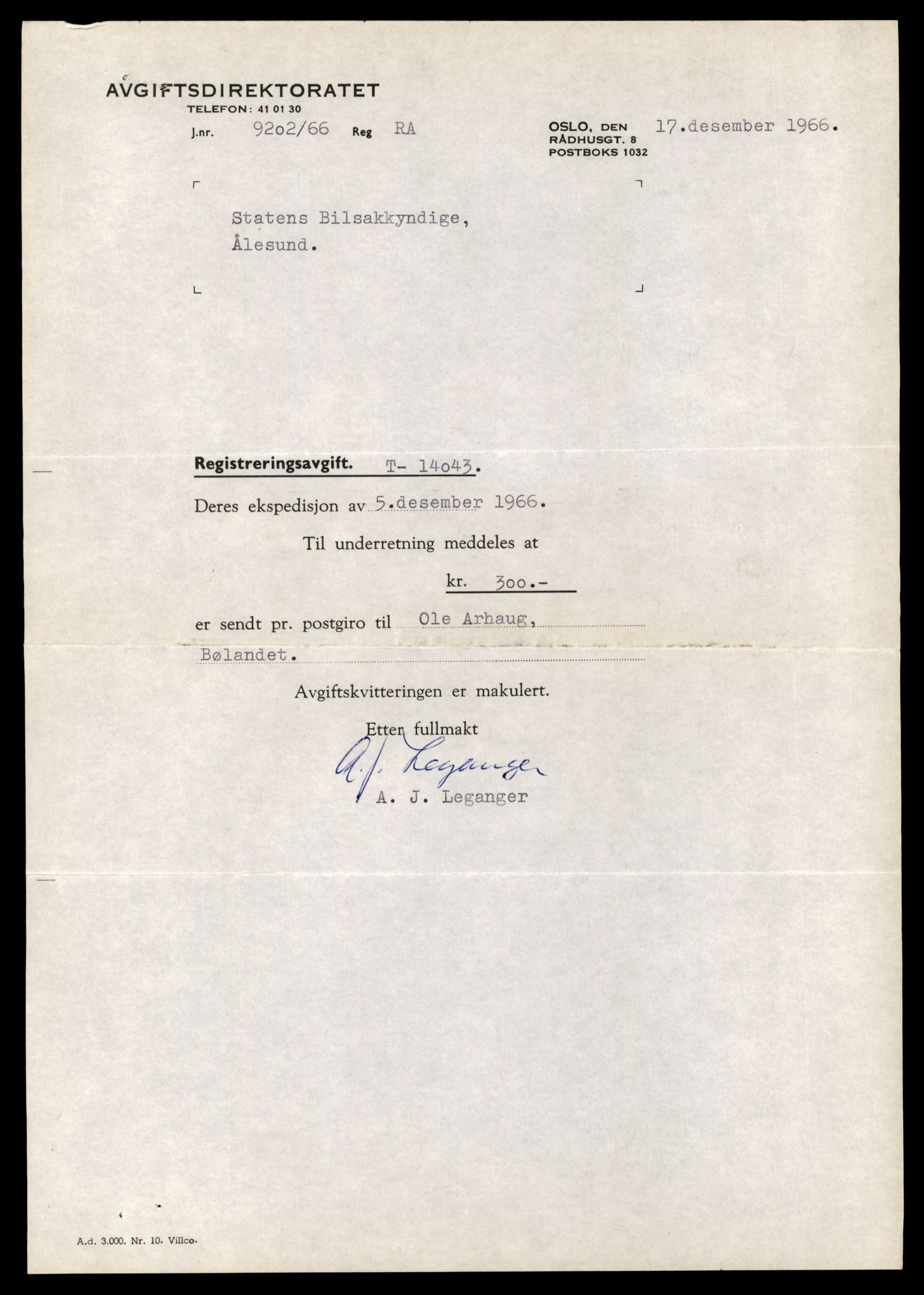 Møre og Romsdal vegkontor - Ålesund trafikkstasjon, AV/SAT-A-4099/F/Fe/L0042: Registreringskort for kjøretøy T 13906 - T 14079, 1927-1998, s. 2277