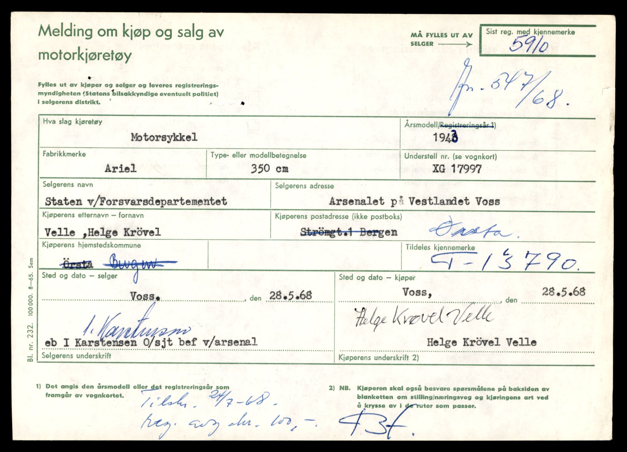 Møre og Romsdal vegkontor - Ålesund trafikkstasjon, AV/SAT-A-4099/F/Fe/L0041: Registreringskort for kjøretøy T 13710 - T 13905, 1927-1998, s. 1413