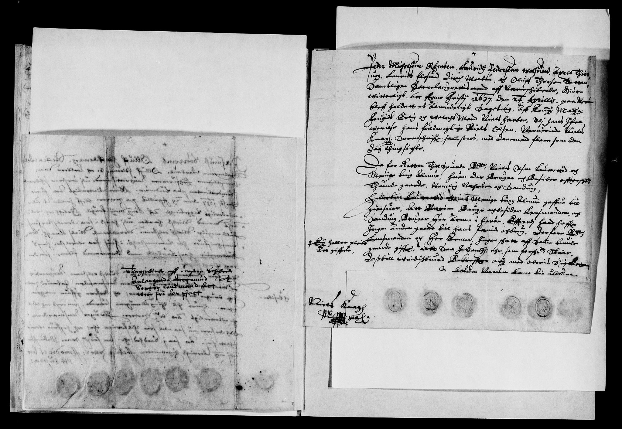 Rentekammeret inntil 1814, Reviderte regnskaper, Lensregnskaper, RA/EA-5023/R/Rb/Rbt/L0074: Bergenhus len, 1636-1637