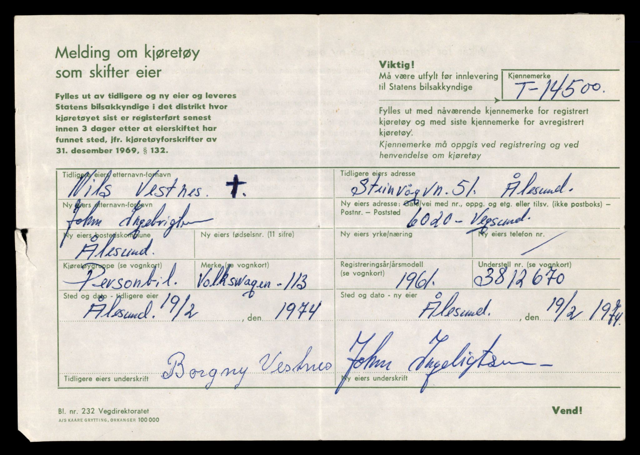 Møre og Romsdal vegkontor - Ålesund trafikkstasjon, AV/SAT-A-4099/F/Fe/L0046: Registreringskort for kjøretøy T 14445 - T 14579, 1927-1998
