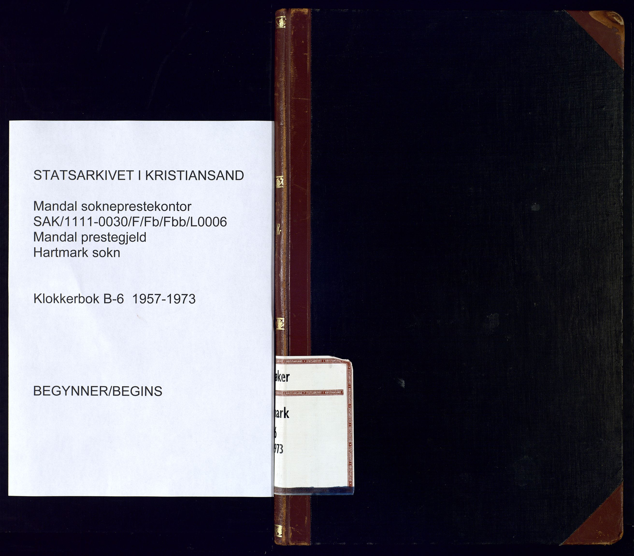 Mandal sokneprestkontor, SAK/1111-0030/F/Fb/Fbb/L0006: Klokkerbok nr. B 6, 1957-1973