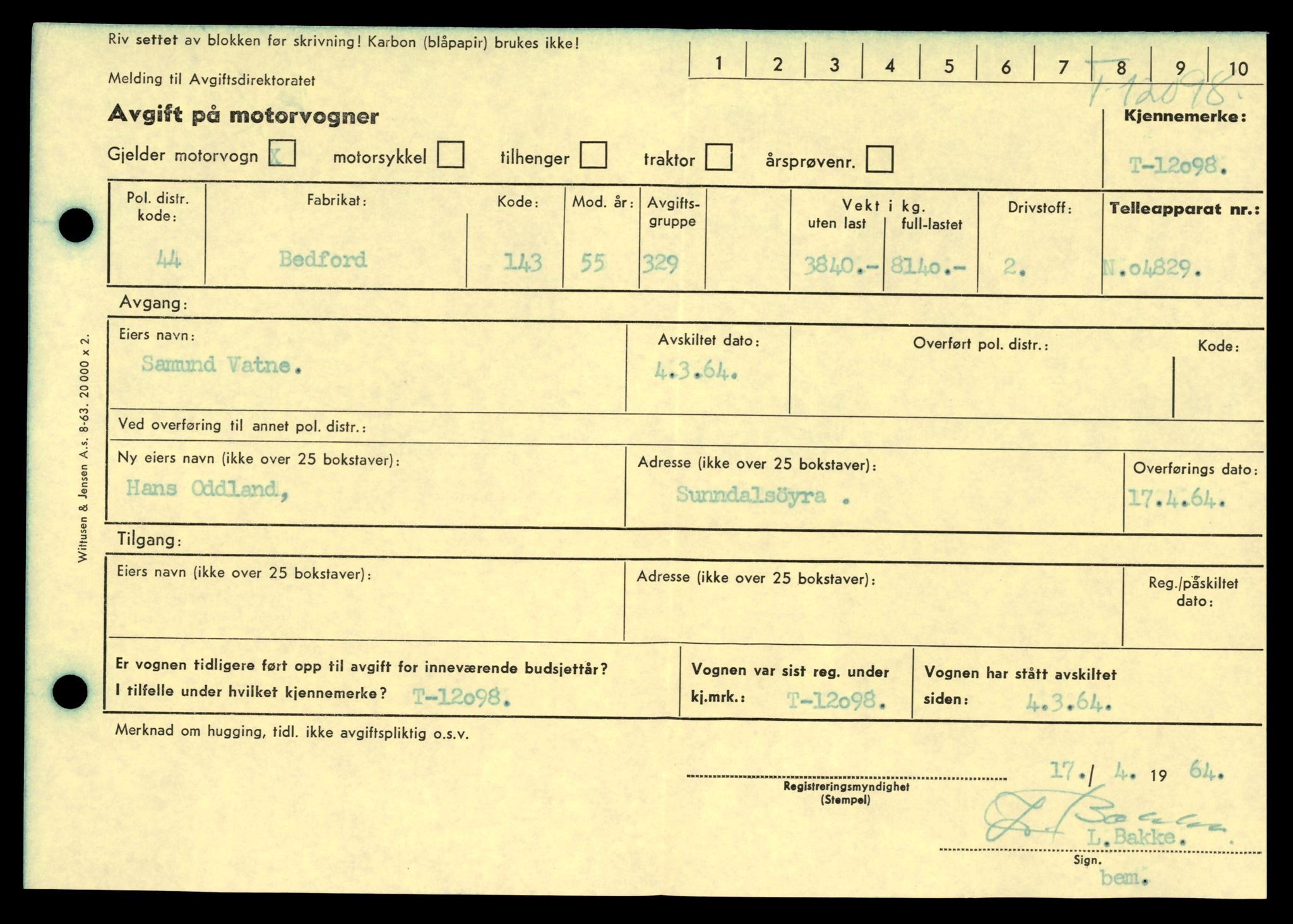 Møre og Romsdal vegkontor - Ålesund trafikkstasjon, AV/SAT-A-4099/F/Fe/L0032: Registreringskort for kjøretøy T 11997 - T 12149, 1927-1998, s. 2525