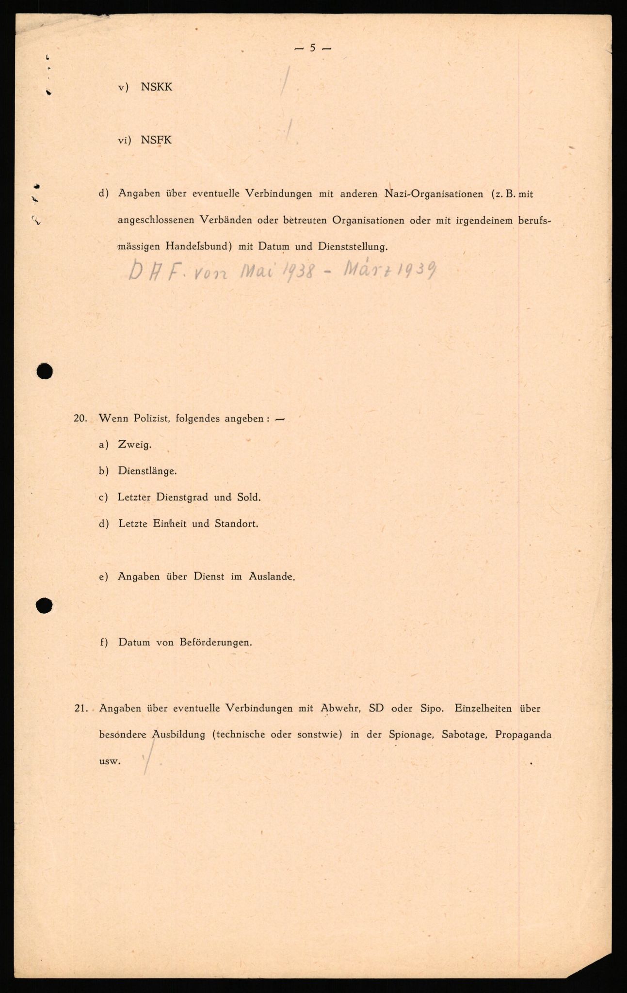 Forsvaret, Forsvarets overkommando II, AV/RA-RAFA-3915/D/Db/L0040: CI Questionaires. Tyske okkupasjonsstyrker i Norge. Østerrikere., 1945-1946, s. 465