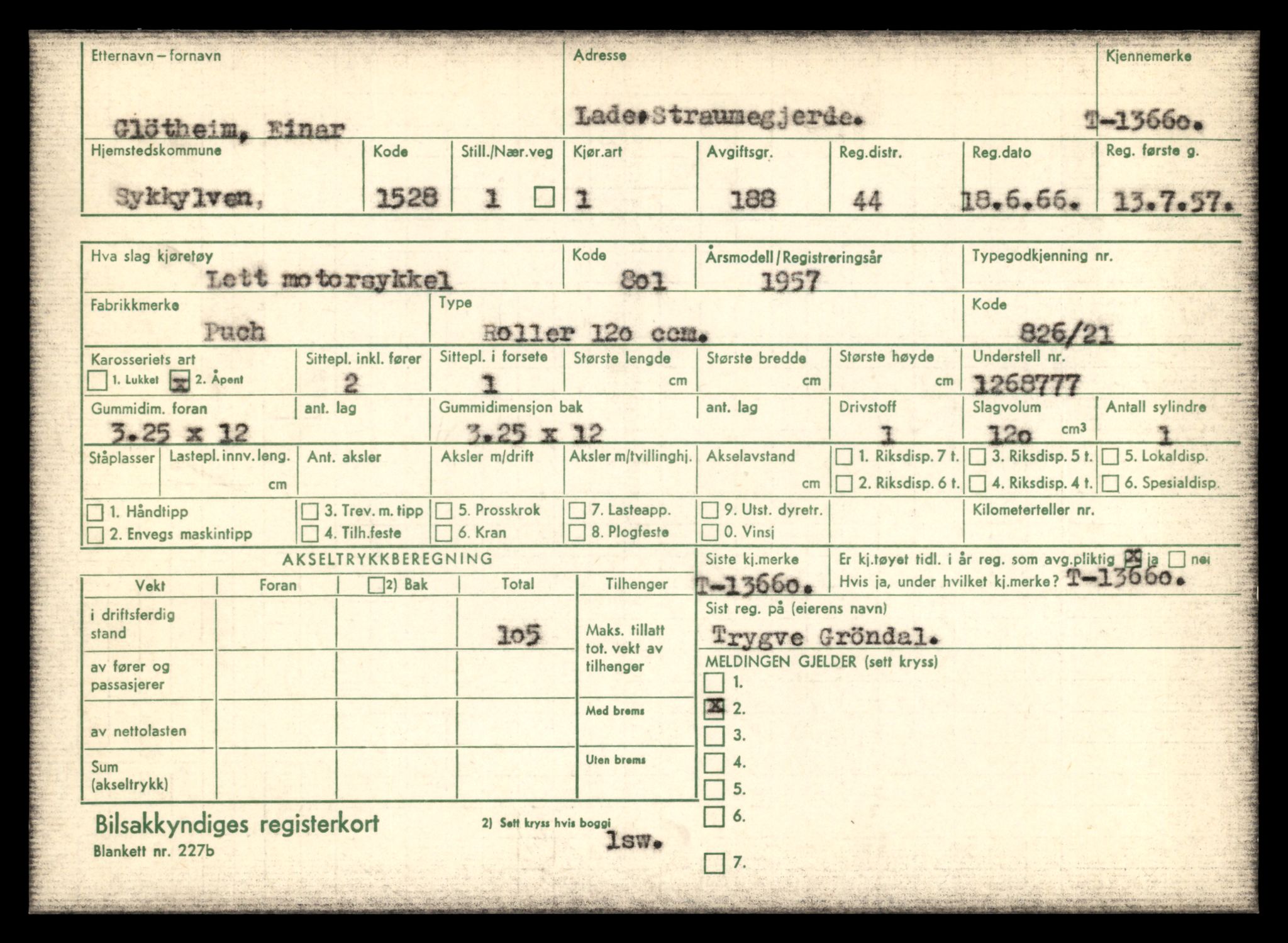 Møre og Romsdal vegkontor - Ålesund trafikkstasjon, AV/SAT-A-4099/F/Fe/L0040: Registreringskort for kjøretøy T 13531 - T 13709, 1927-1998, s. 2301