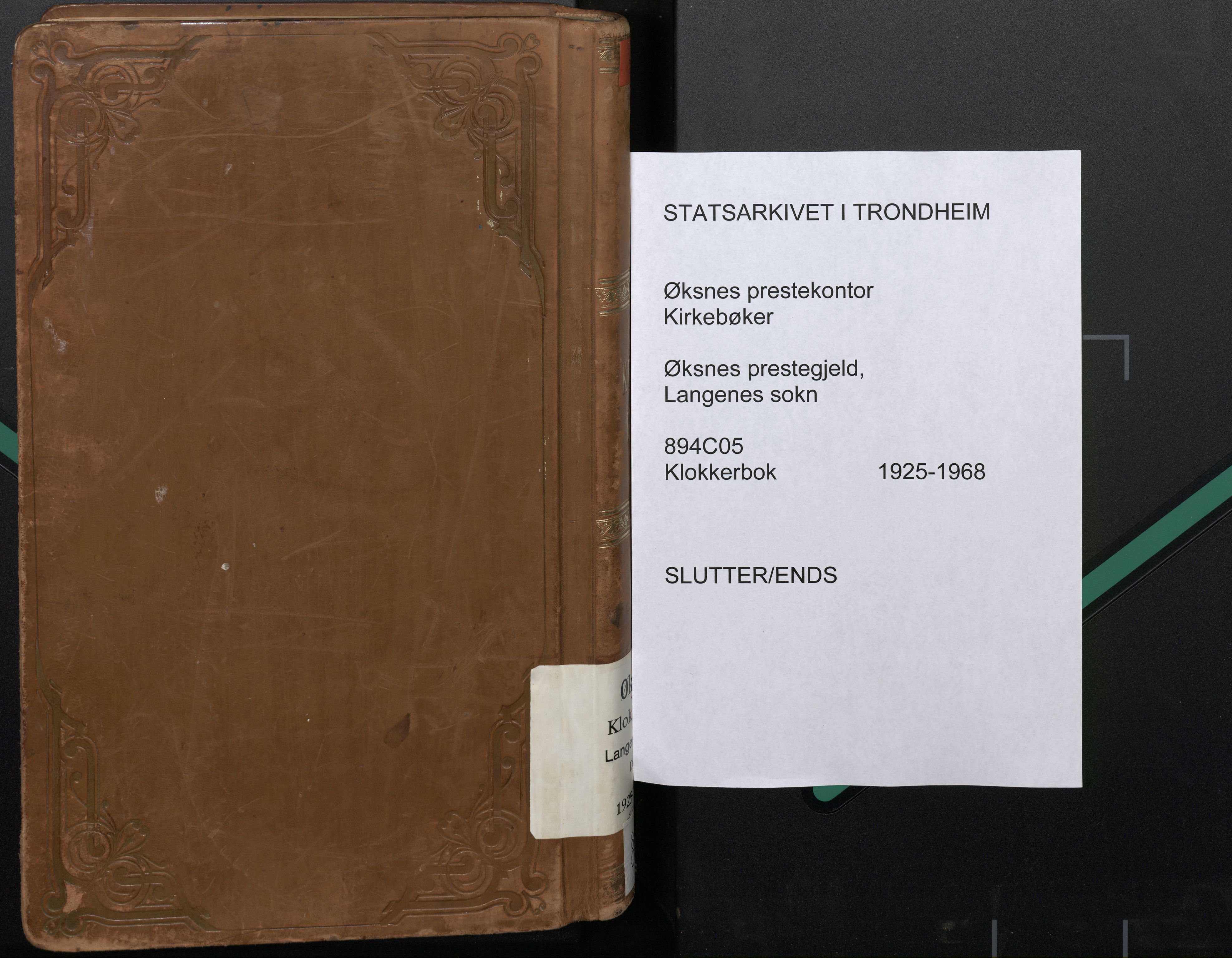 Ministerialprotokoller, klokkerbøker og fødselsregistre - Nordland, AV/SAT-A-1459/894/L1362: Klokkerbok nr. 894C05, 1925-1968