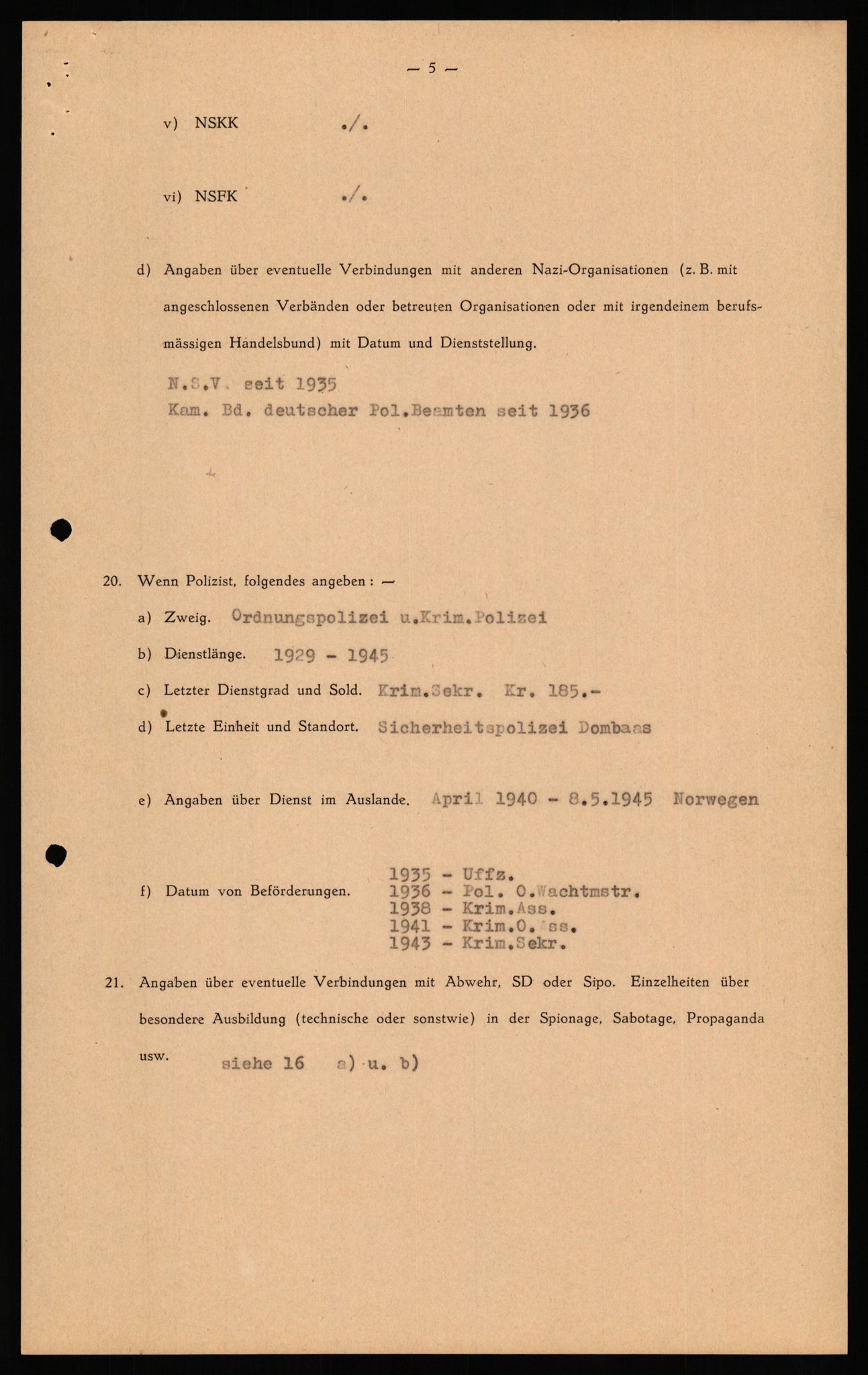 Forsvaret, Forsvarets overkommando II, AV/RA-RAFA-3915/D/Db/L0033: CI Questionaires. Tyske okkupasjonsstyrker i Norge. Tyskere., 1945-1946, s. 272