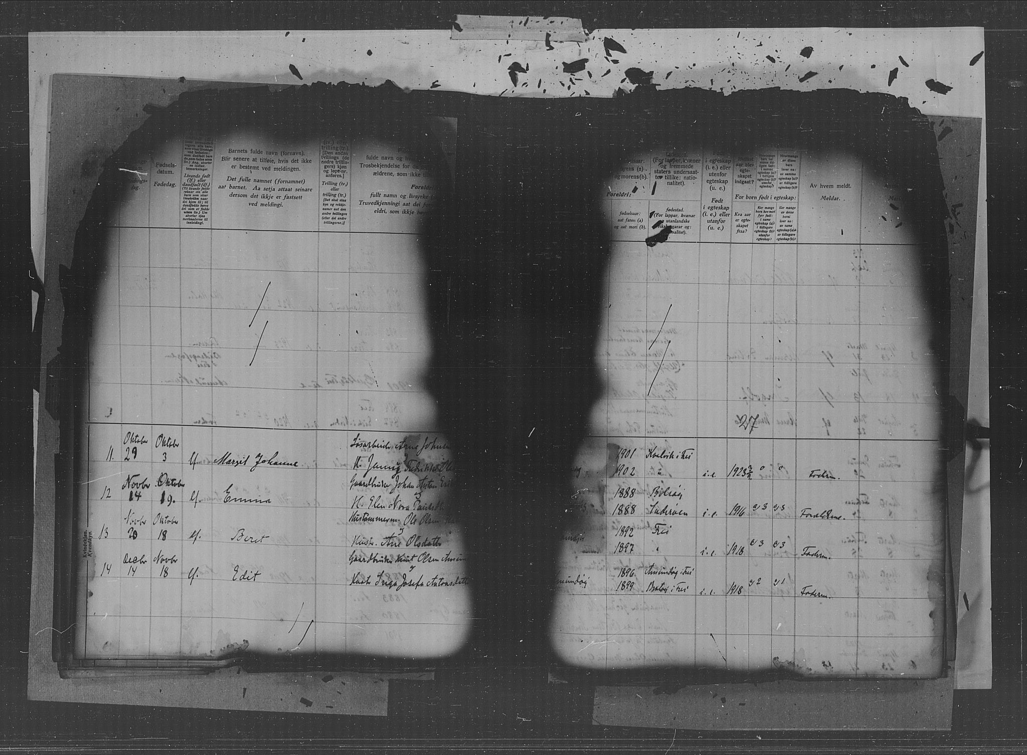 Kristiansund sokneprestkontor, AV/SAT-A-1068/1/II/II4: Fødselsregister nr. 34, 1916-1950, s. 27