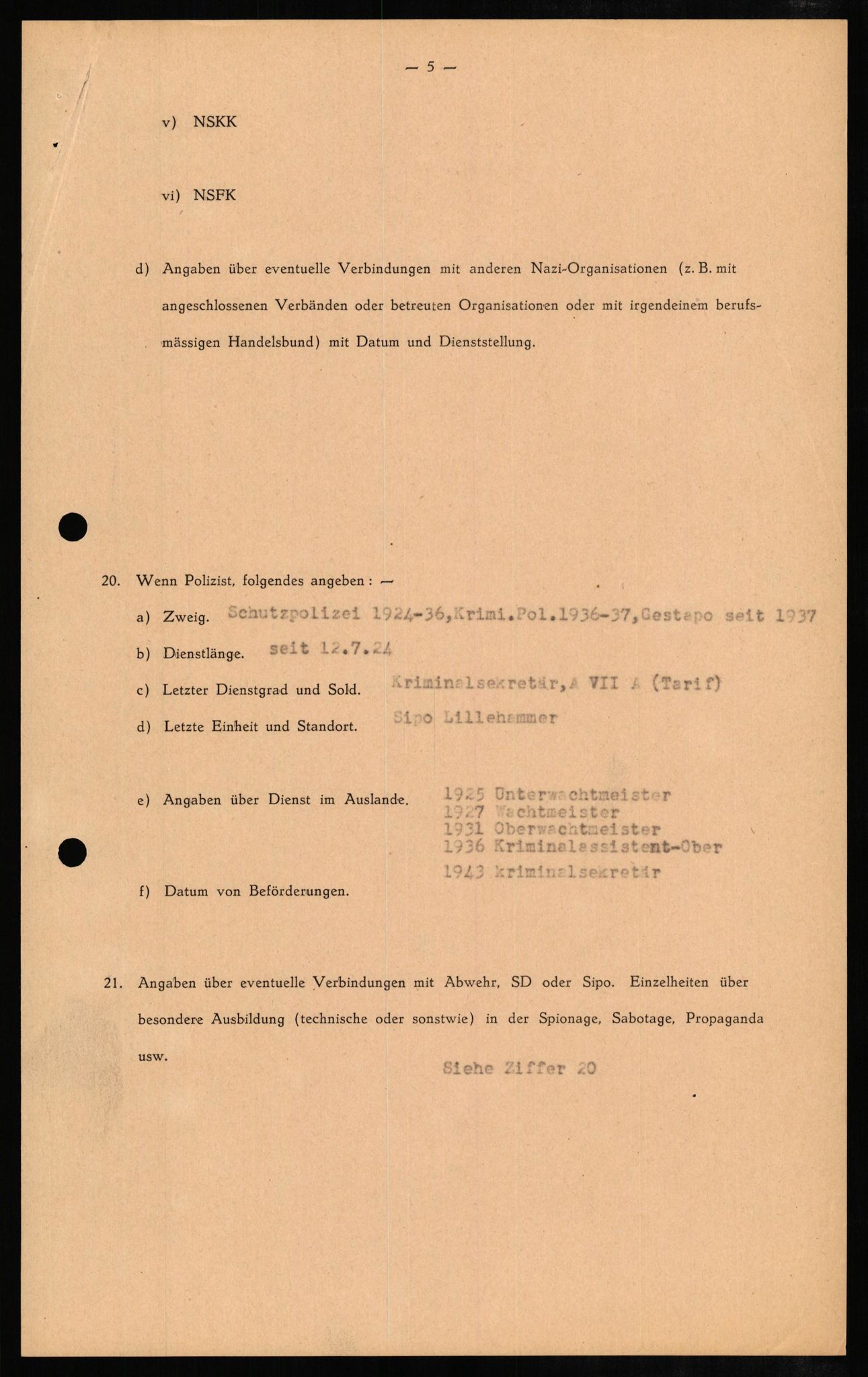 Forsvaret, Forsvarets overkommando II, AV/RA-RAFA-3915/D/Db/L0008: CI Questionaires. Tyske okkupasjonsstyrker i Norge. Tyskere., 1945-1946, s. 380