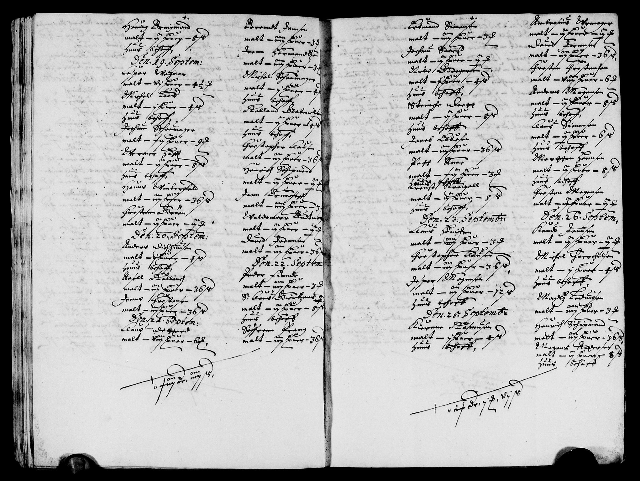 Rentekammeret inntil 1814, Reviderte regnskaper, Lensregnskaper, AV/RA-EA-5023/R/Rb/Rbt/L0098: Bergenhus len, 1642-1644
