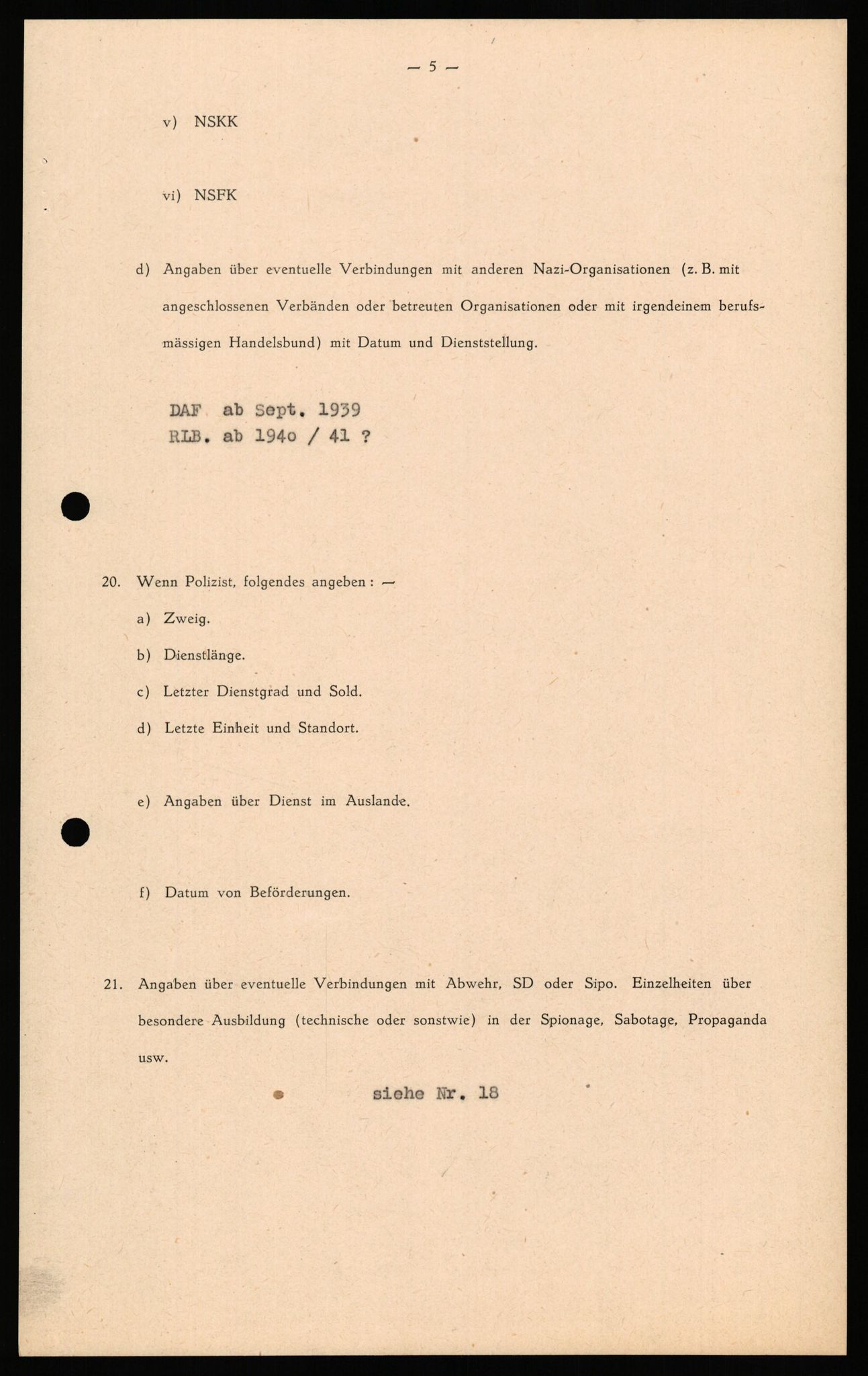 Forsvaret, Forsvarets overkommando II, RA/RAFA-3915/D/Db/L0033: CI Questionaires. Tyske okkupasjonsstyrker i Norge. Tyskere., 1945-1946, s. 337