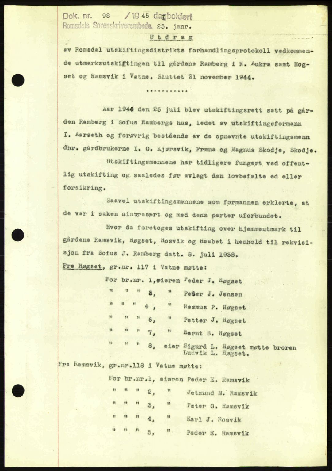 Romsdal sorenskriveri, SAT/A-4149/1/2/2C: Pantebok nr. A17, 1944-1945, Dagboknr: 98/1945