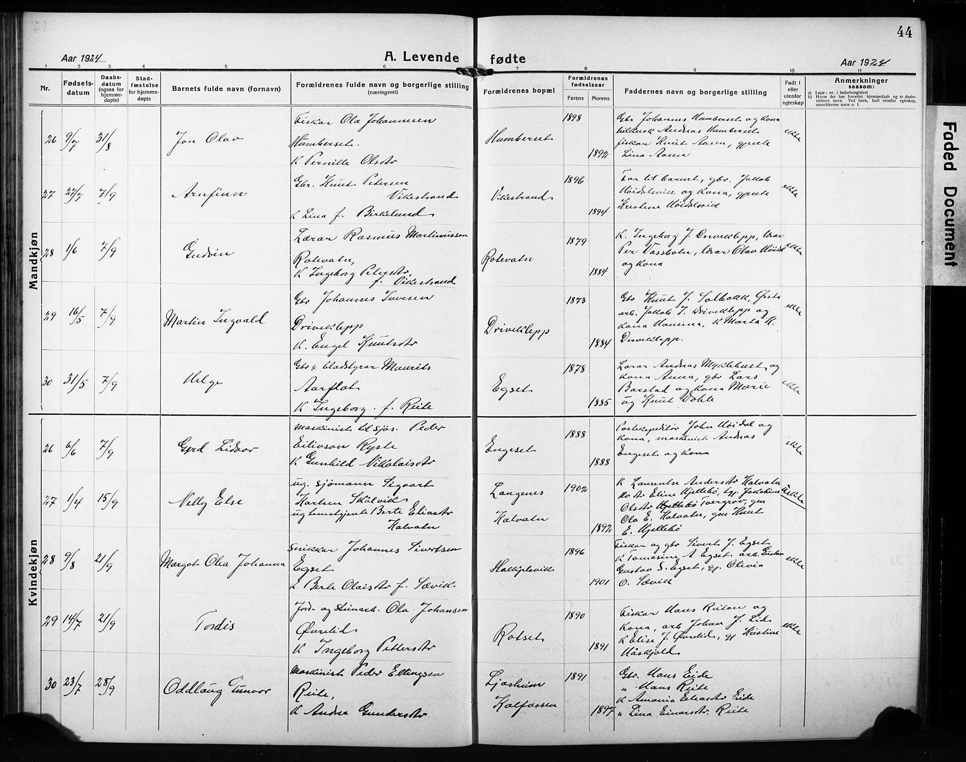 Ministerialprotokoller, klokkerbøker og fødselsregistre - Møre og Romsdal, AV/SAT-A-1454/511/L0160: Klokkerbok nr. 511C06, 1920-1932, s. 44