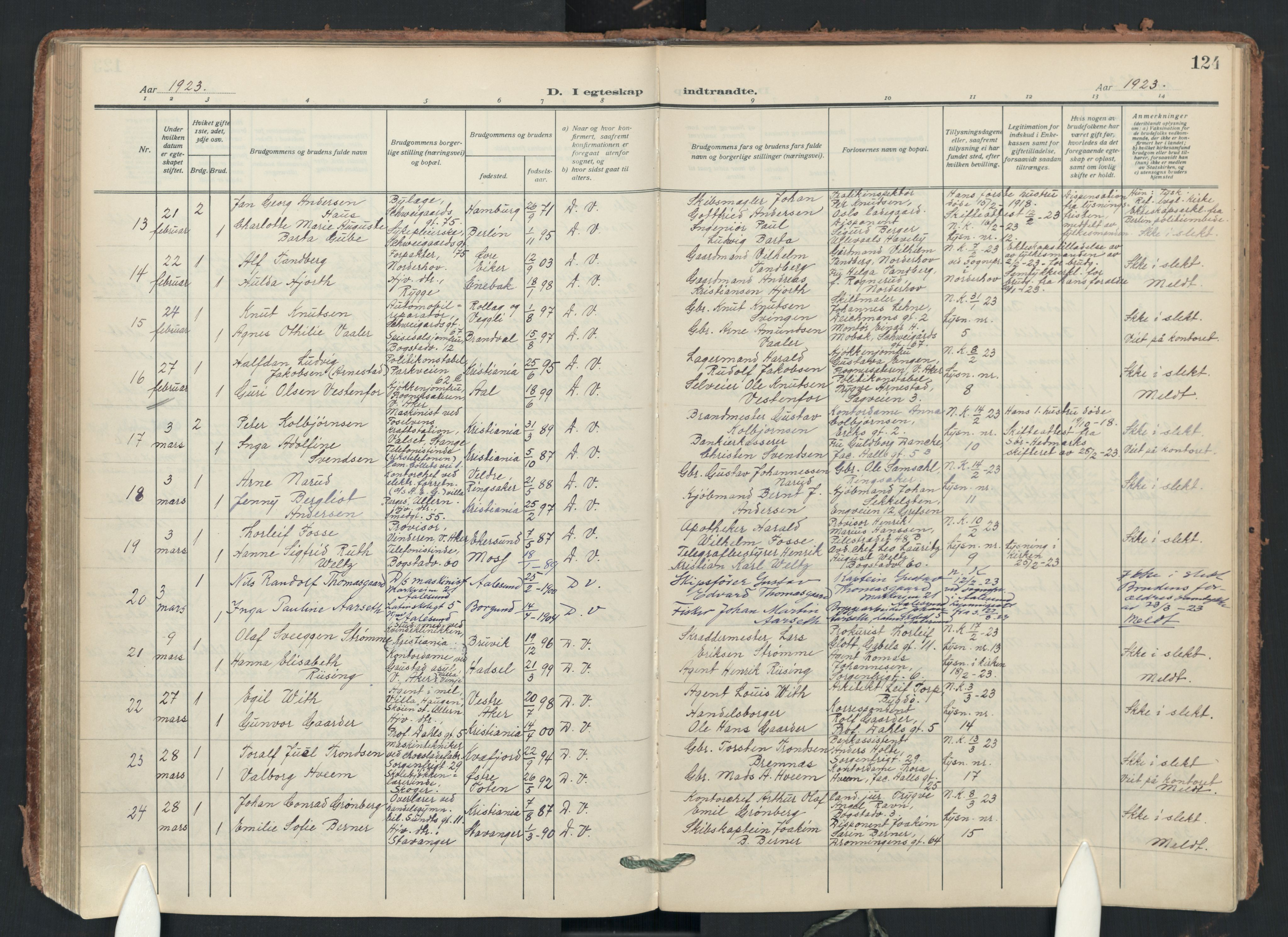 Uranienborg prestekontor Kirkebøker, AV/SAO-A-10877/F/Fa/L0012: Ministerialbok nr. I 12, 1914-1930, s. 124