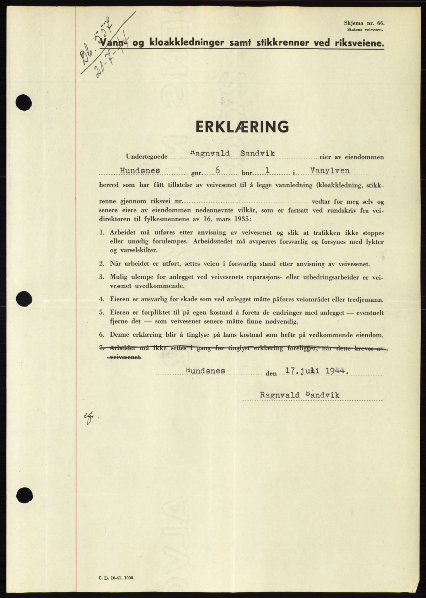 Søre Sunnmøre sorenskriveri, AV/SAT-A-4122/1/2/2C/L0076: Pantebok nr. 2A, 1943-1944, Dagboknr: 557/1944