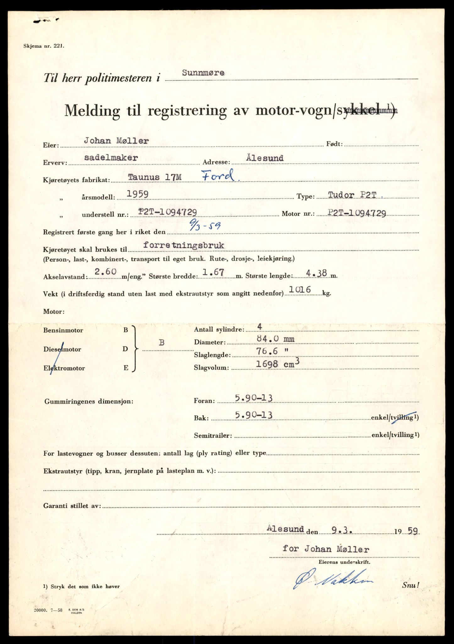 Møre og Romsdal vegkontor - Ålesund trafikkstasjon, SAT/A-4099/F/Fe/L0019: Registreringskort for kjøretøy T 10228 - T 10350, 1927-1998, s. 2453