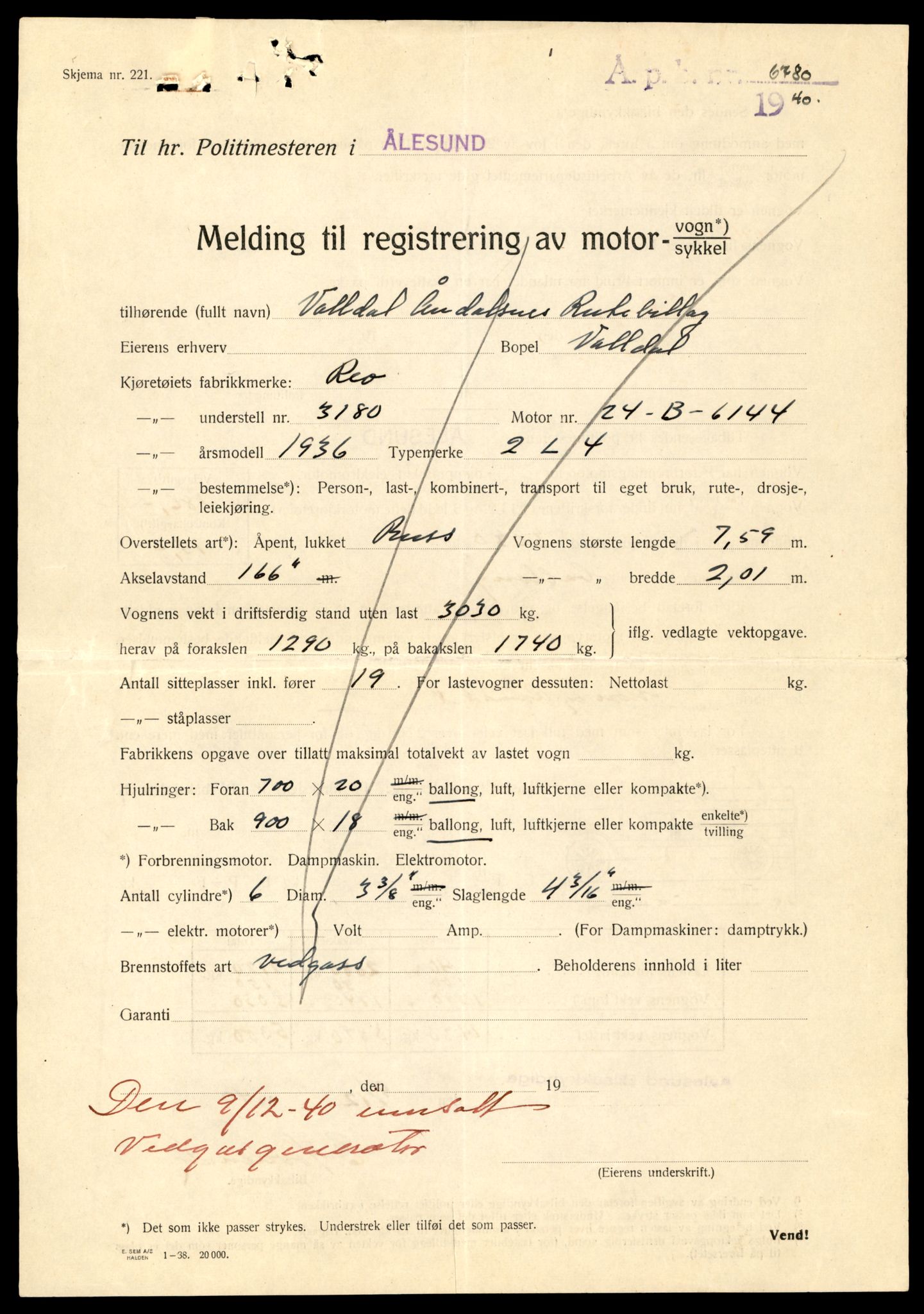 Møre og Romsdal vegkontor - Ålesund trafikkstasjon, AV/SAT-A-4099/F/Fe/L0033: Registreringskort for kjøretøy T 12151 - T 12474, 1927-1998, s. 2287