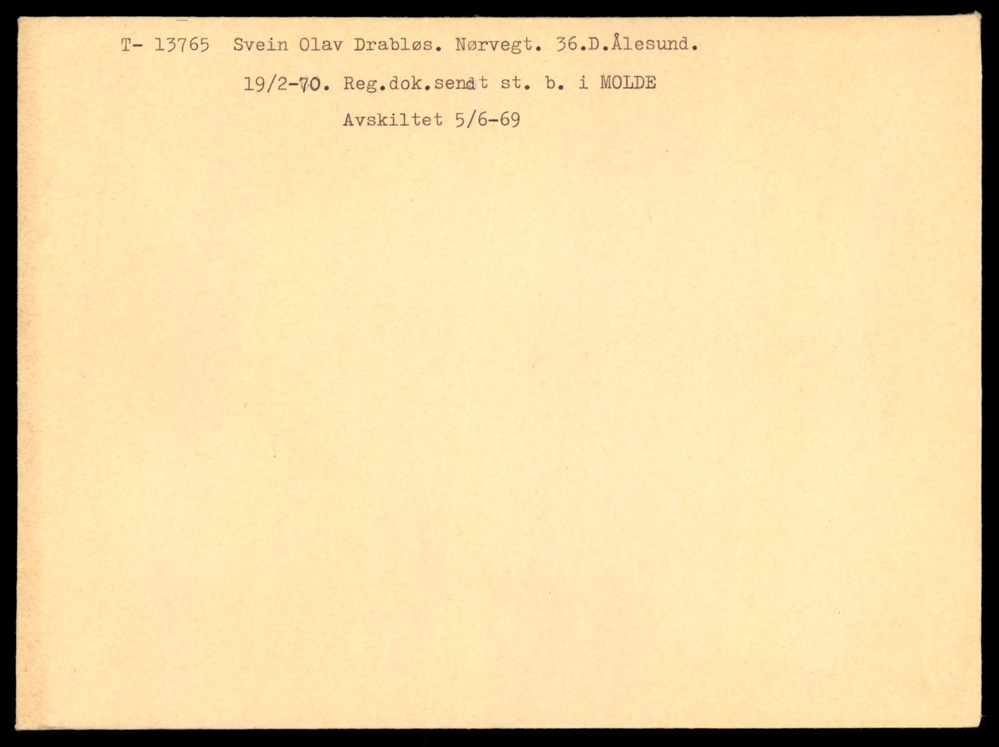 Møre og Romsdal vegkontor - Ålesund trafikkstasjon, AV/SAT-A-4099/F/Fe/L0041: Registreringskort for kjøretøy T 13710 - T 13905, 1927-1998, s. 1083