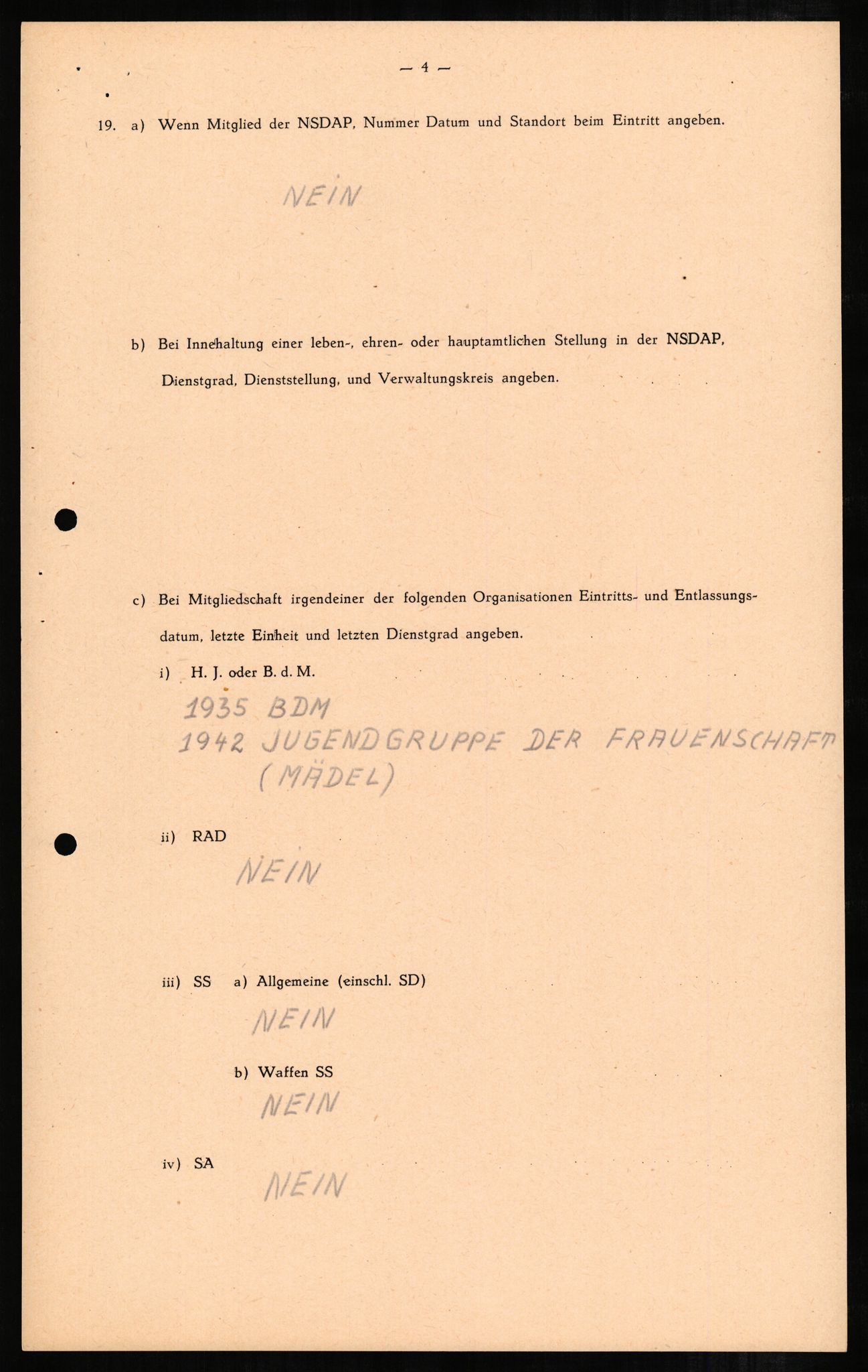 Forsvaret, Forsvarets overkommando II, RA/RAFA-3915/D/Db/L0004: CI Questionaires. Tyske okkupasjonsstyrker i Norge. Tyskere., 1945-1946, s. 79
