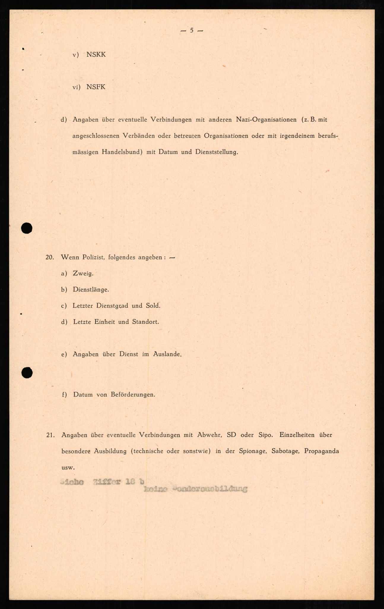 Forsvaret, Forsvarets overkommando II, RA/RAFA-3915/D/Db/L0009: CI Questionaires. Tyske okkupasjonsstyrker i Norge. Tyskere., 1945-1946, s. 409