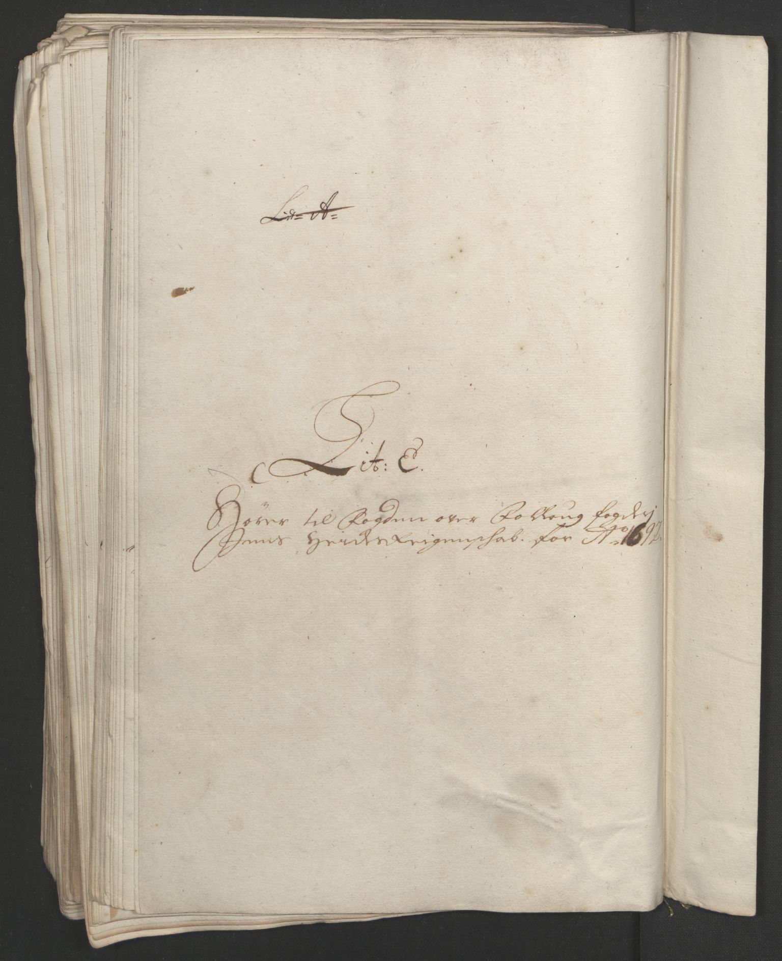 Rentekammeret inntil 1814, Reviderte regnskaper, Fogderegnskap, RA/EA-4092/R09/L0437: Fogderegnskap Follo, 1692-1693, s. 154