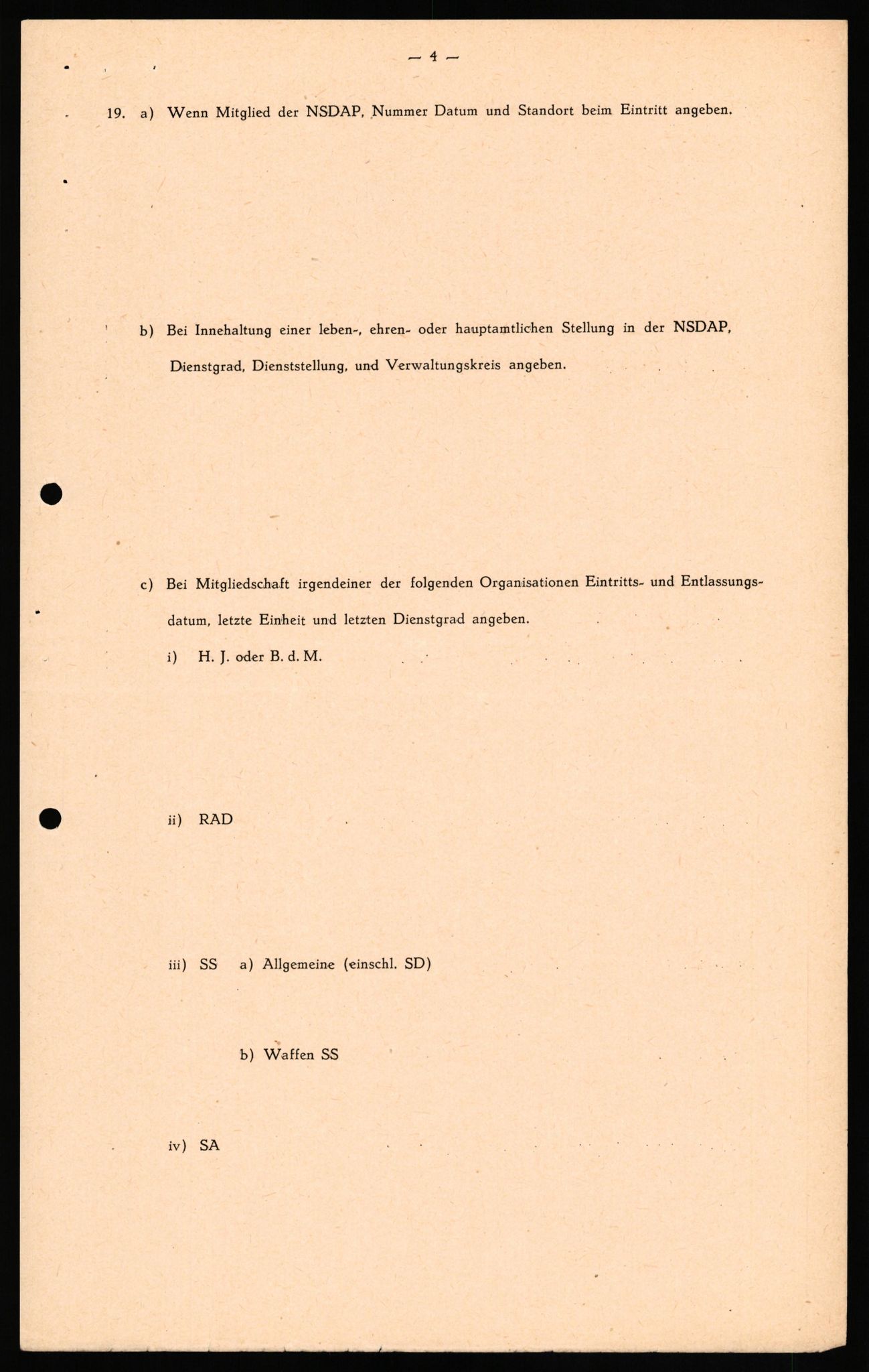 Forsvaret, Forsvarets overkommando II, AV/RA-RAFA-3915/D/Db/L0032: CI Questionaires. Tyske okkupasjonsstyrker i Norge. Tyskere., 1945-1946, s. 70