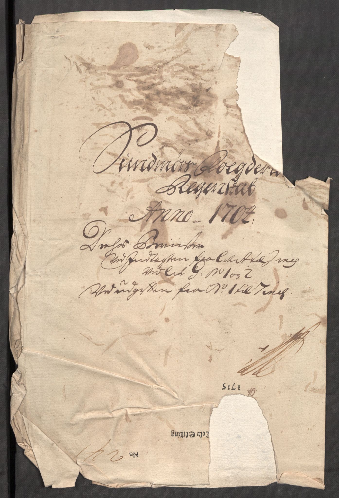 Rentekammeret inntil 1814, Reviderte regnskaper, Fogderegnskap, RA/EA-4092/R54/L3560: Fogderegnskap Sunnmøre, 1704-1705, s. 167