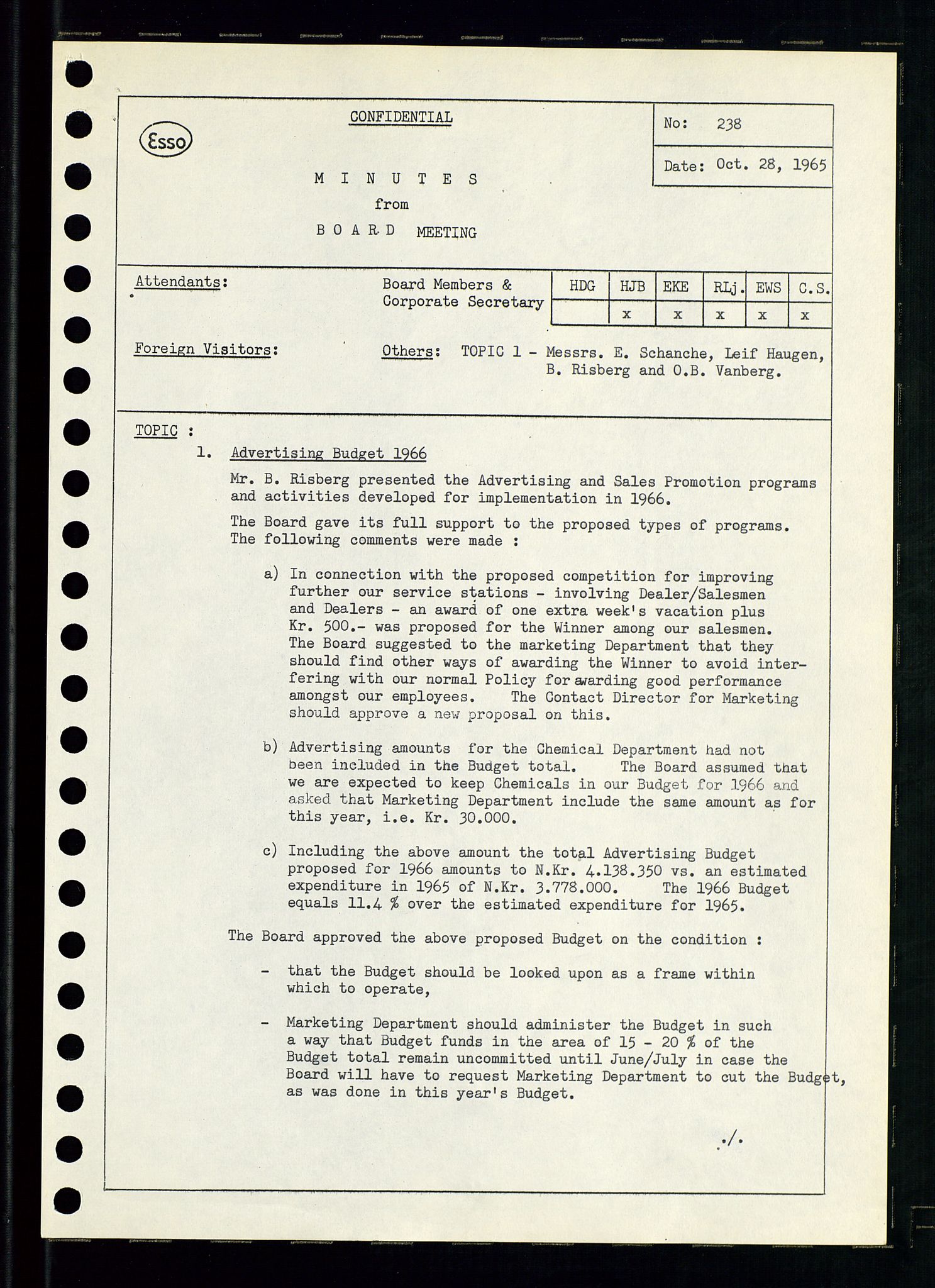 Pa 0982 - Esso Norge A/S, SAST/A-100448/A/Aa/L0002/0001: Den administrerende direksjon Board minutes (styrereferater) / Den administrerende direksjon Board minutes (styrereferater), 1965, s. 31