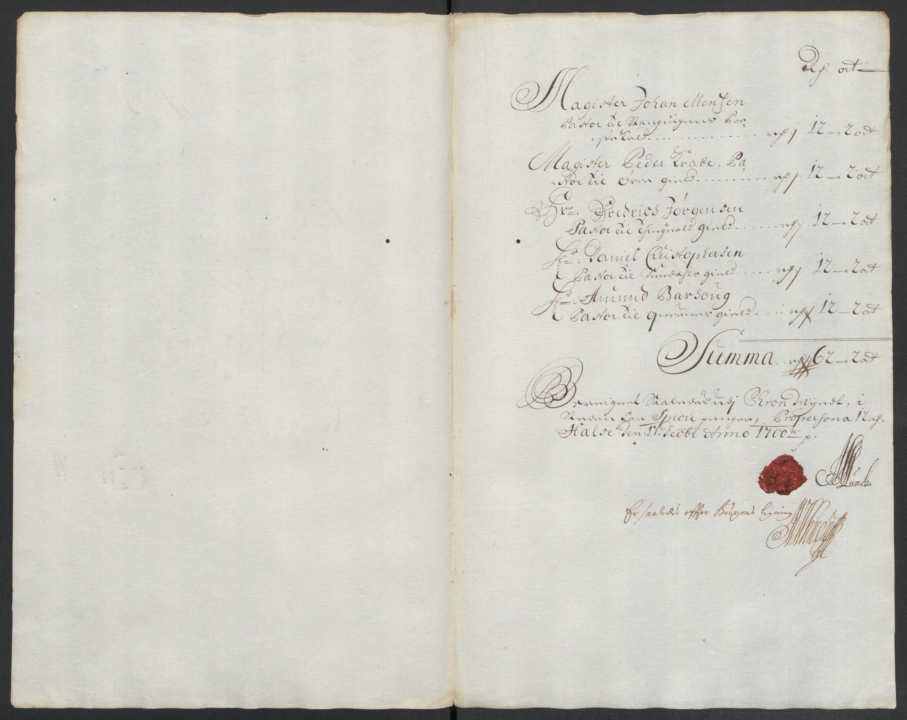 Rentekammeret inntil 1814, Reviderte regnskaper, Fogderegnskap, RA/EA-4092/R56/L3739: Fogderegnskap Nordmøre, 1700-1702, s. 76