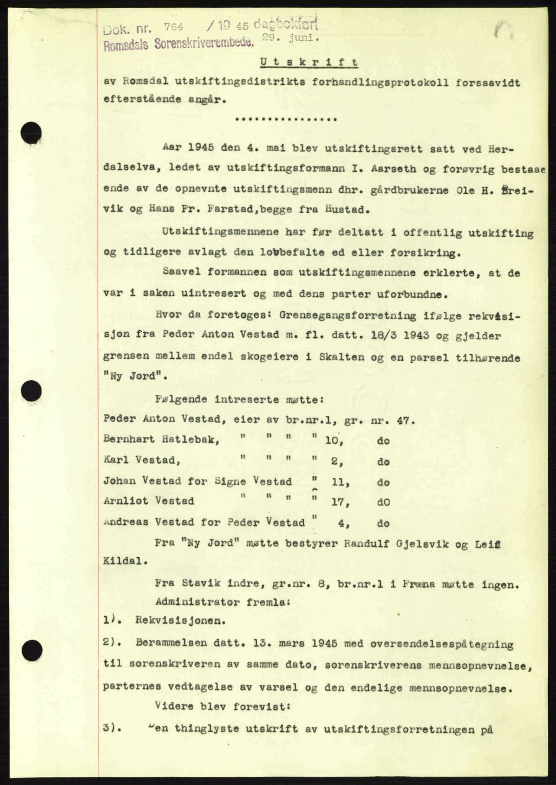 Romsdal sorenskriveri, AV/SAT-A-4149/1/2/2C: Pantebok nr. A18, 1945-1945, Dagboknr: 764/1945