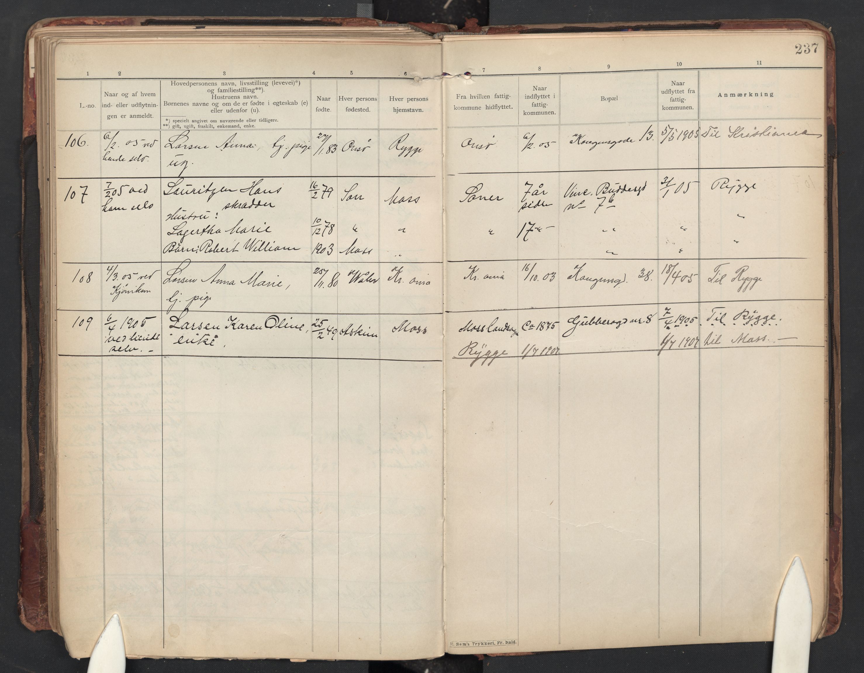 Moss folkeregister, AV/SAO-A-10020/J/L0001: Inn- og utflyttede i Moss fattigkommune, 1901-1905, s. 237