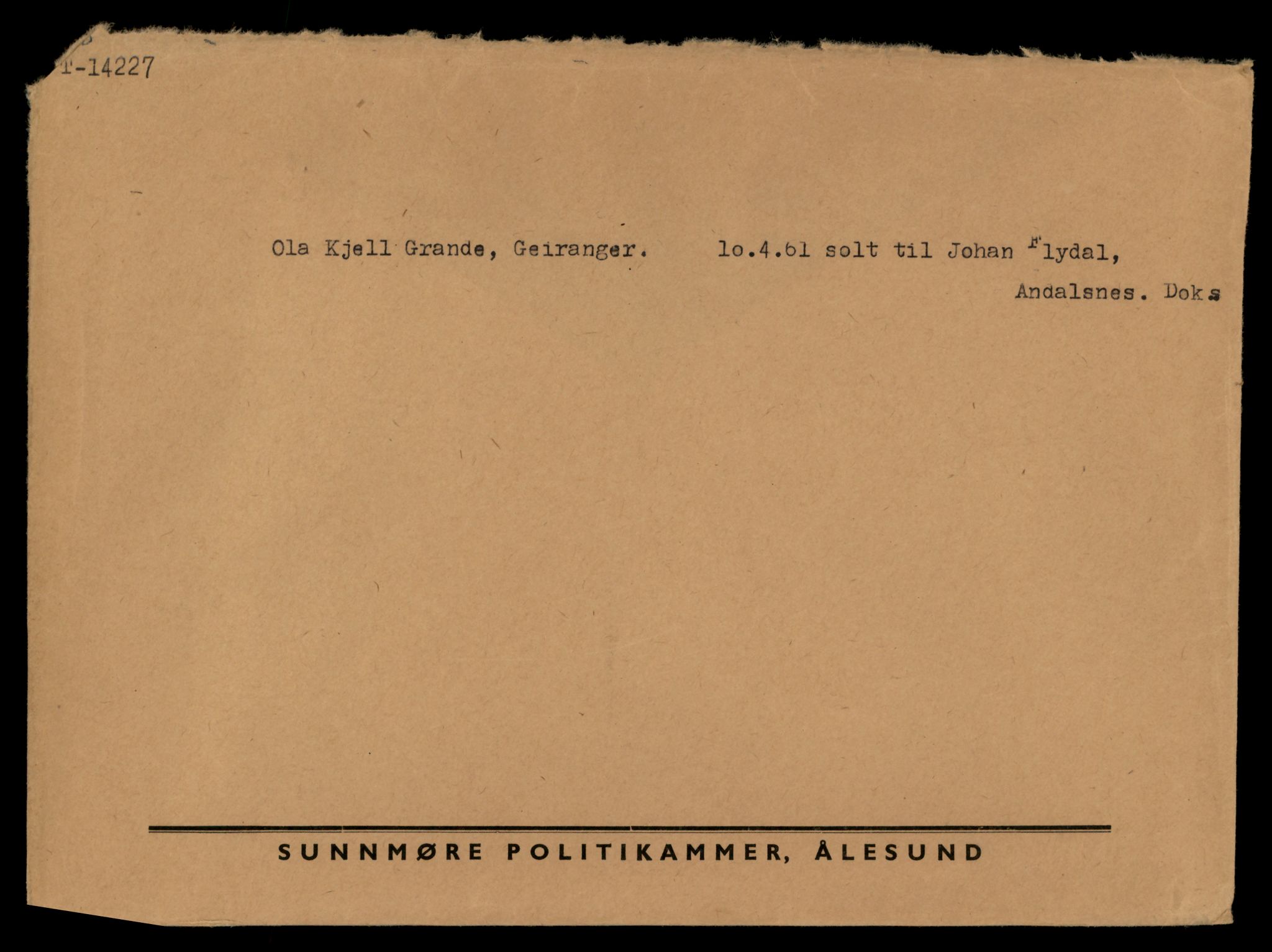 Møre og Romsdal vegkontor - Ålesund trafikkstasjon, AV/SAT-A-4099/F/Fe/L0044: Registreringskort for kjøretøy T 14205 - T 14319, 1927-1998, s. 664