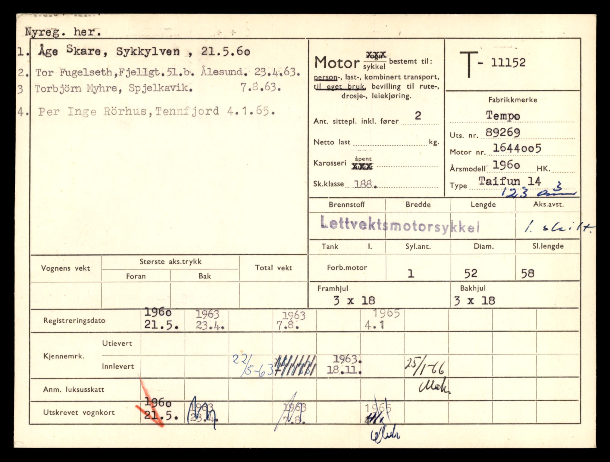 Møre og Romsdal vegkontor - Ålesund trafikkstasjon, AV/SAT-A-4099/F/Fe/L0026: Registreringskort for kjøretøy T 11046 - T 11160, 1927-1998, s. 2979