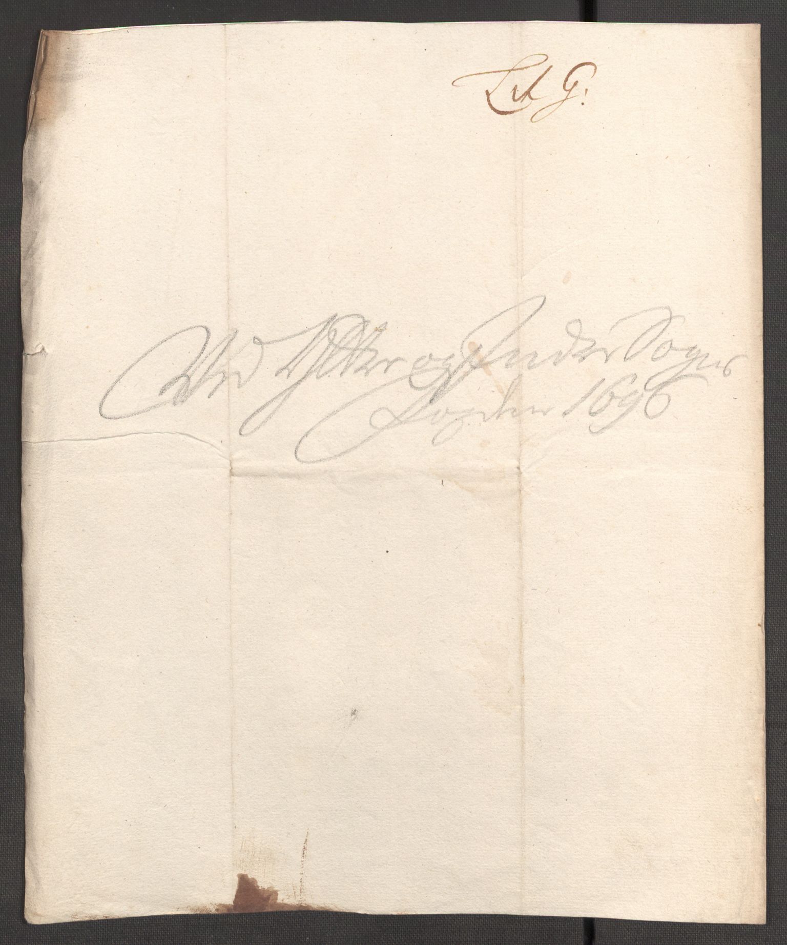 Rentekammeret inntil 1814, Reviderte regnskaper, Fogderegnskap, RA/EA-4092/R52/L3309: Fogderegnskap Sogn, 1696-1697, s. 178