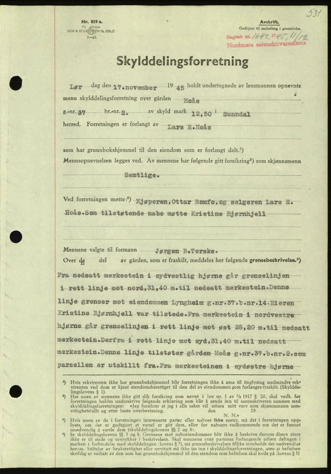 Nordmøre sorenskriveri, AV/SAT-A-4132/1/2/2Ca: Pantebok nr. A100a, 1945-1945, Dagboknr: 1642/1945