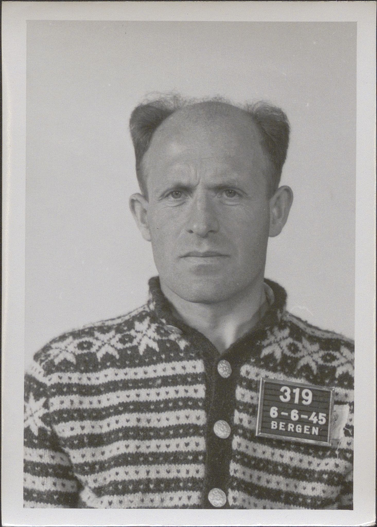 Bergen politikammer / politidistrikt, SAB/A-60401/Y/Yc/Ycd/L0004: Personfoto - landsvikere etc, 1945-1947, s. 295