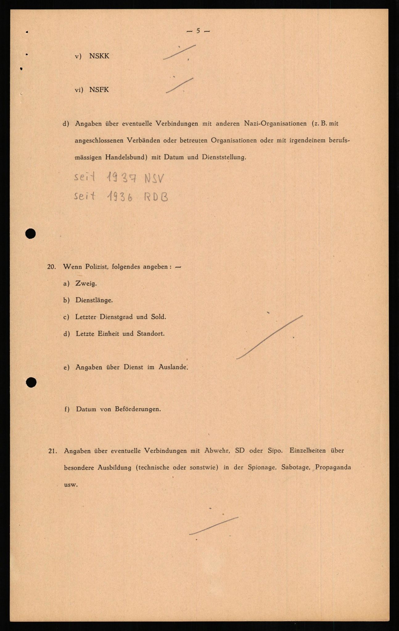 Forsvaret, Forsvarets overkommando II, AV/RA-RAFA-3915/D/Db/L0021: CI Questionaires. Tyske okkupasjonsstyrker i Norge. Tyskere., 1945-1946, s. 290