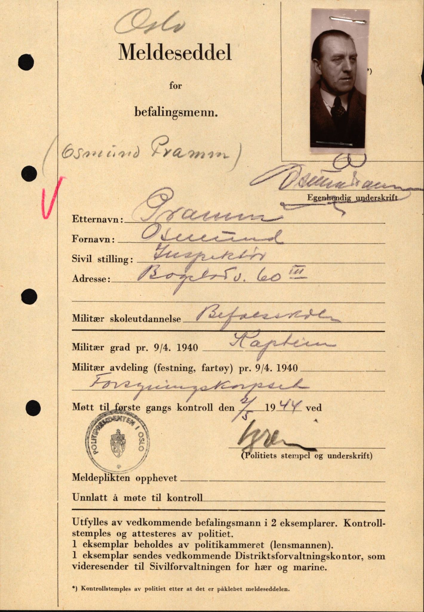Forsvaret, Forsvarets krigshistoriske avdeling, AV/RA-RAFA-2017/Y/Yf/L0209: II-C-11-2121  -  Okkupasjonstiden.  Meldesedler for befal med foto og oppl. om militær grad 9. apr. 1940., 1944-1945, s. 532