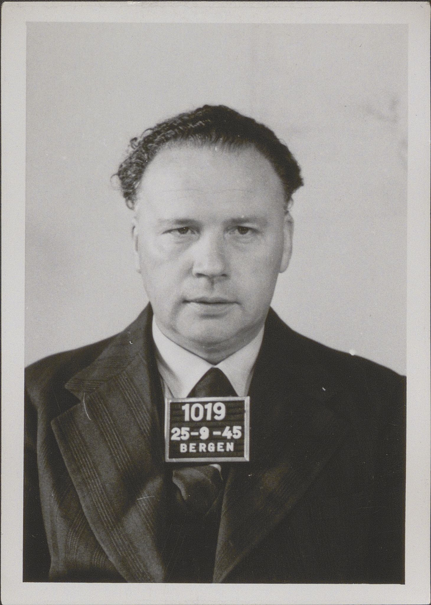 Bergen politikammer / politidistrikt, SAB/A-60401/Y/Yc/Ycd/L0004: Personfoto - landsvikere etc, 1945-1947, s. 973