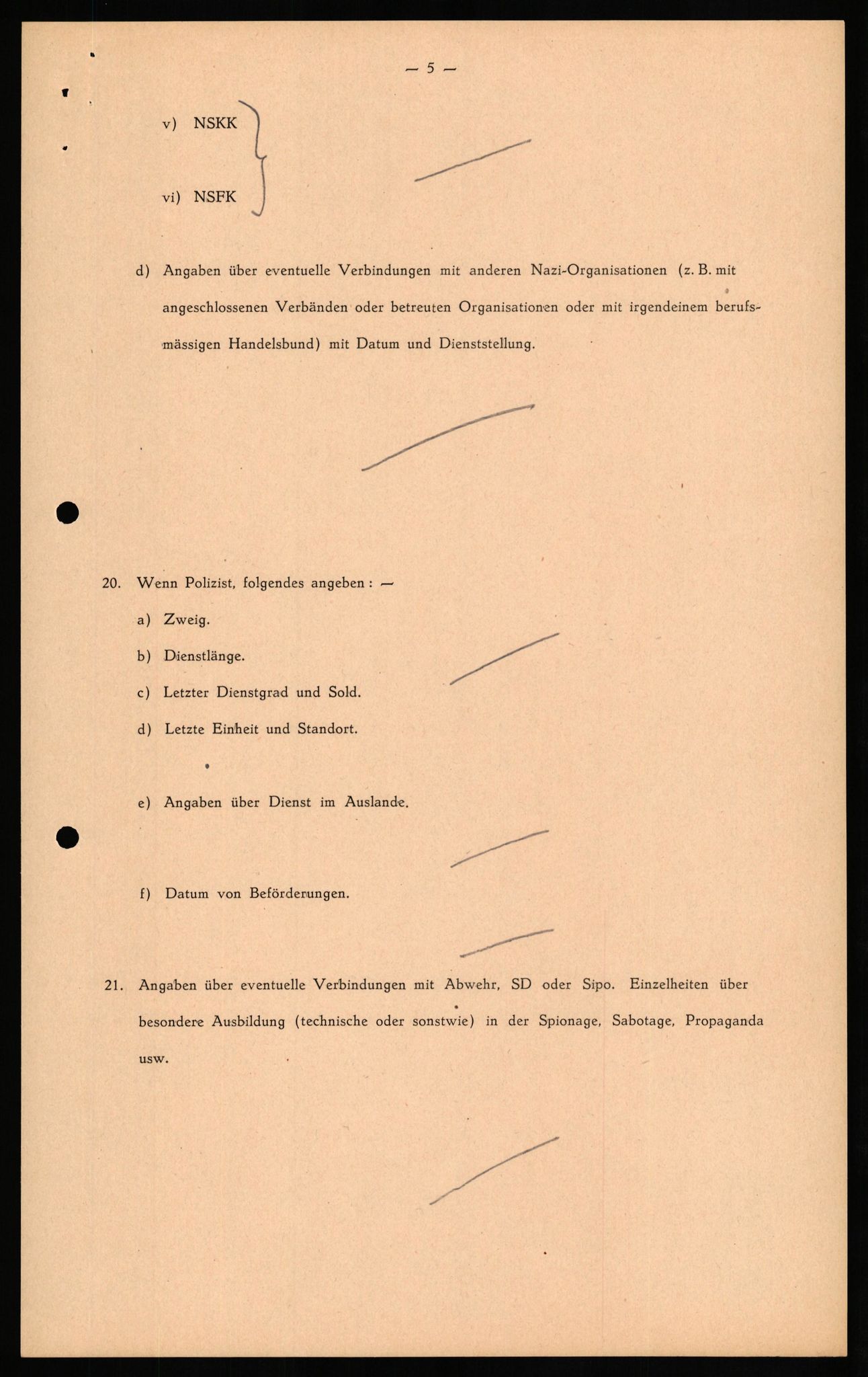 Forsvaret, Forsvarets overkommando II, AV/RA-RAFA-3915/D/Db/L0024: CI Questionaires. Tyske okkupasjonsstyrker i Norge. Tyskere., 1945-1946, s. 91