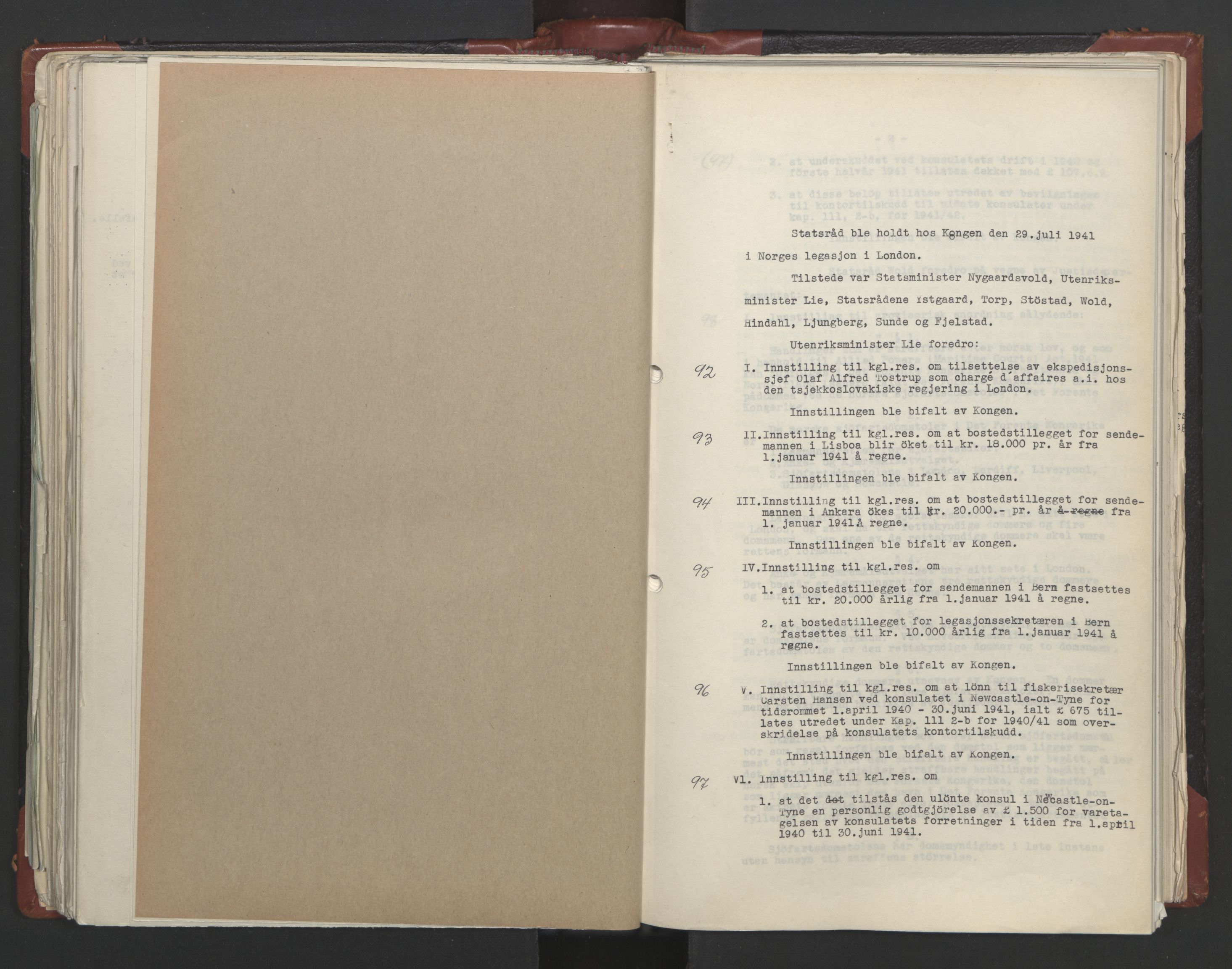 Statsrådssekretariatet, AV/RA-S-1001/A/Ac/L0122: Kgl. res. (9/4) 17/4 1940 -18/12 1942, 1940-1942, s. 210