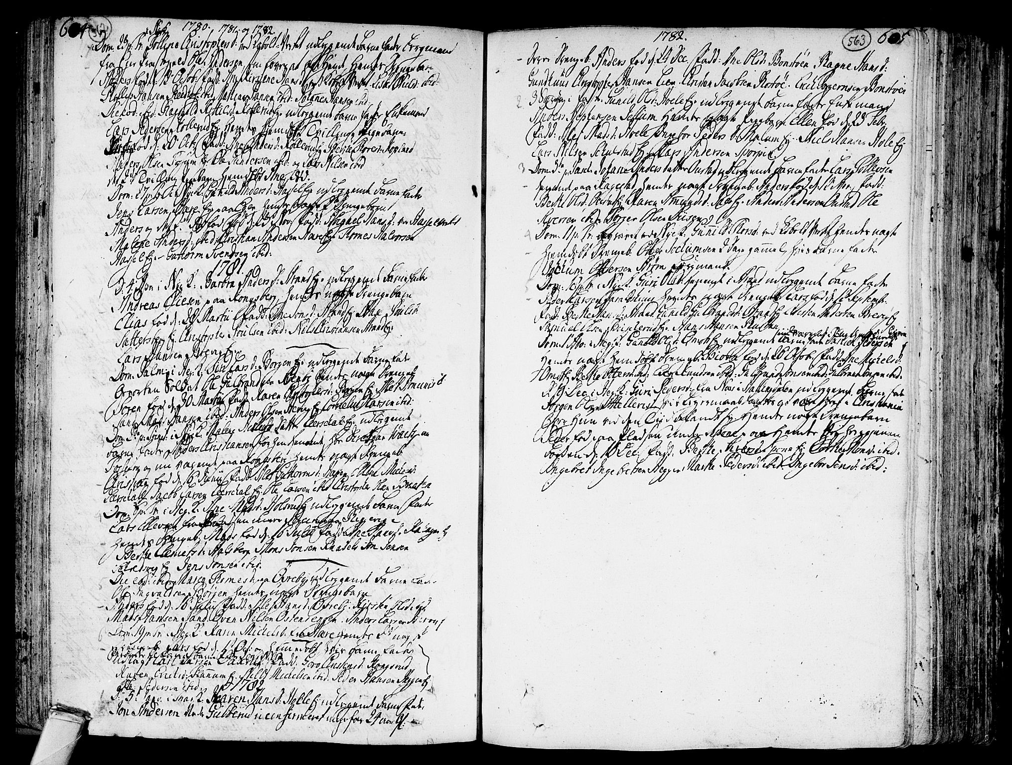 Modum kirkebøker, AV/SAKO-A-234/F/Fa/L0002: Ministerialbok nr. 2, 1741-1782, s. 562-563