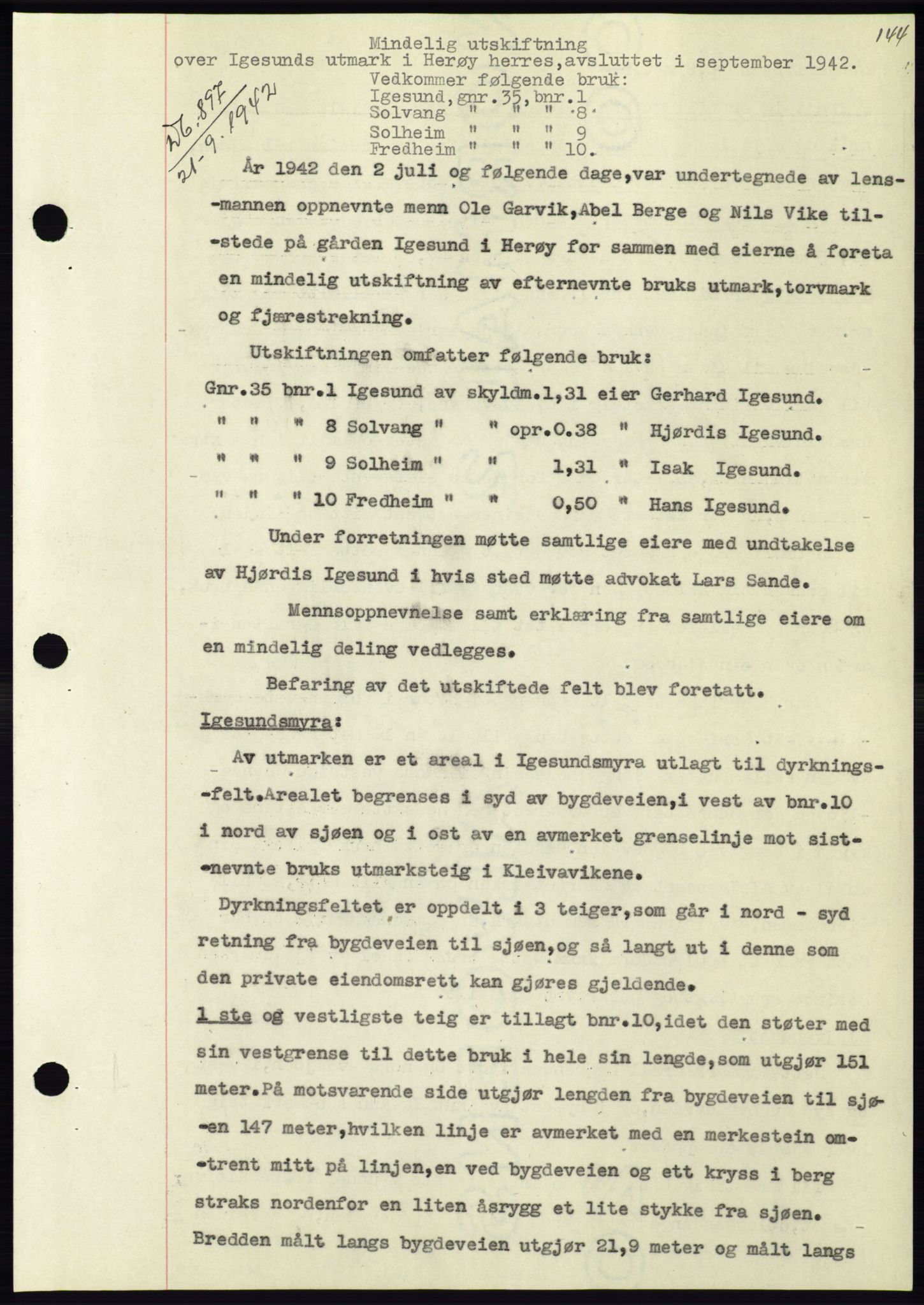 Søre Sunnmøre sorenskriveri, SAT/A-4122/1/2/2C/L0074: Pantebok nr. 68, 1942-1943, Dagboknr: 897/1942