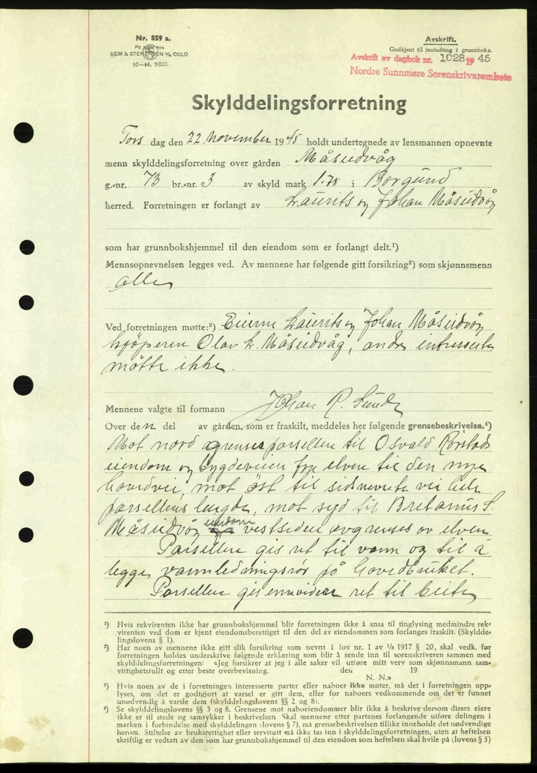 Nordre Sunnmøre sorenskriveri, AV/SAT-A-0006/1/2/2C/2Ca: Pantebok nr. A20a, 1945-1945, Dagboknr: 1028/1945