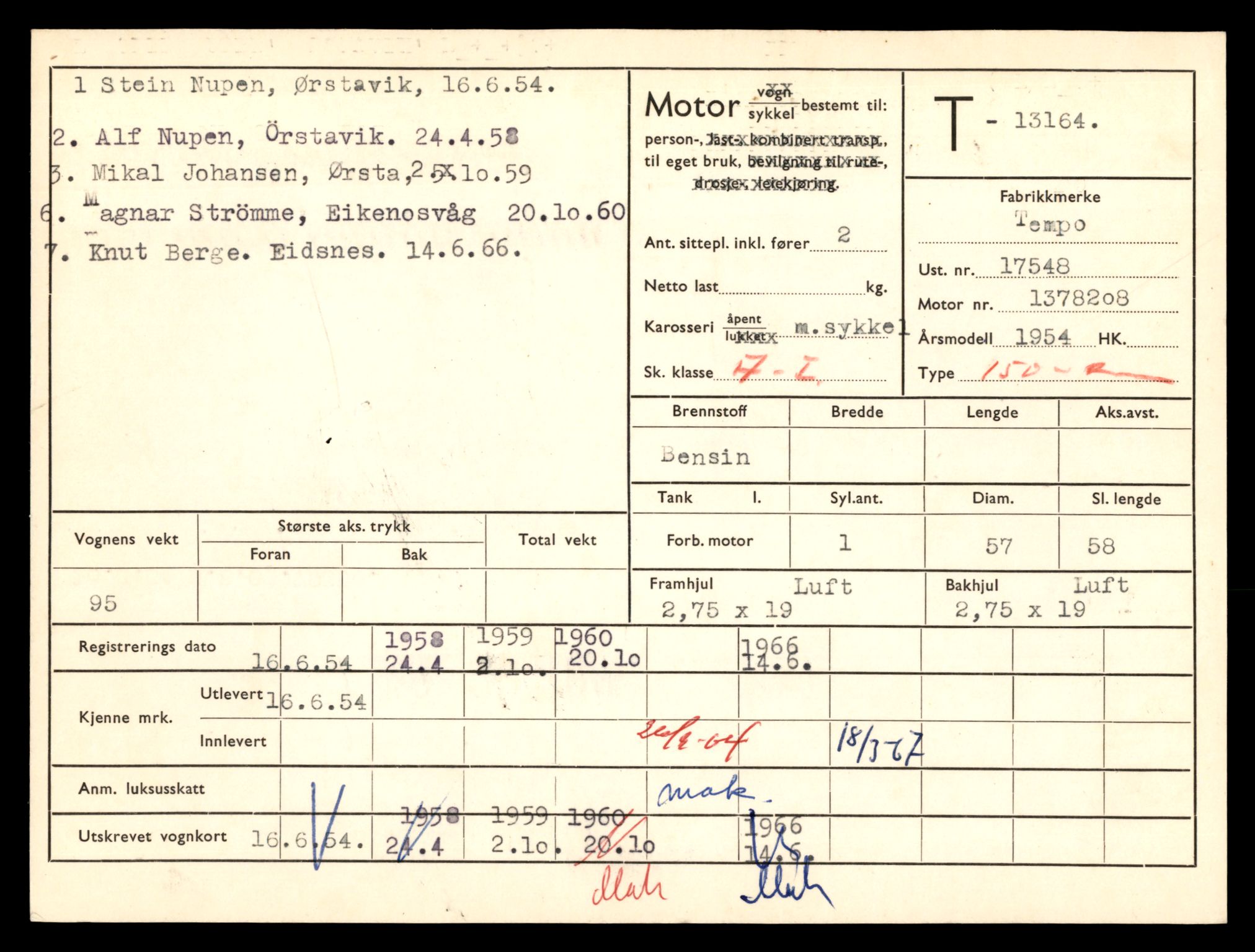 Møre og Romsdal vegkontor - Ålesund trafikkstasjon, AV/SAT-A-4099/F/Fe/L0037: Registreringskort for kjøretøy T 13031 - T 13179, 1927-1998, s. 2537