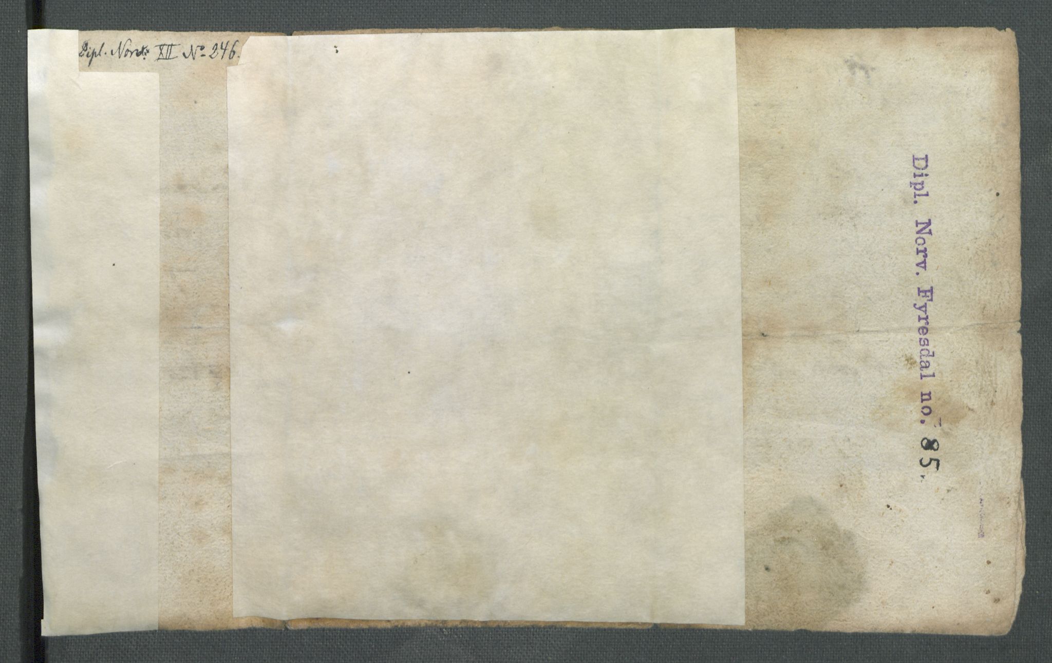 Riksarkivets diplomsamling, RA/EA-5965/F02/L0088: Dokumenter, 1586-1587, s. 23