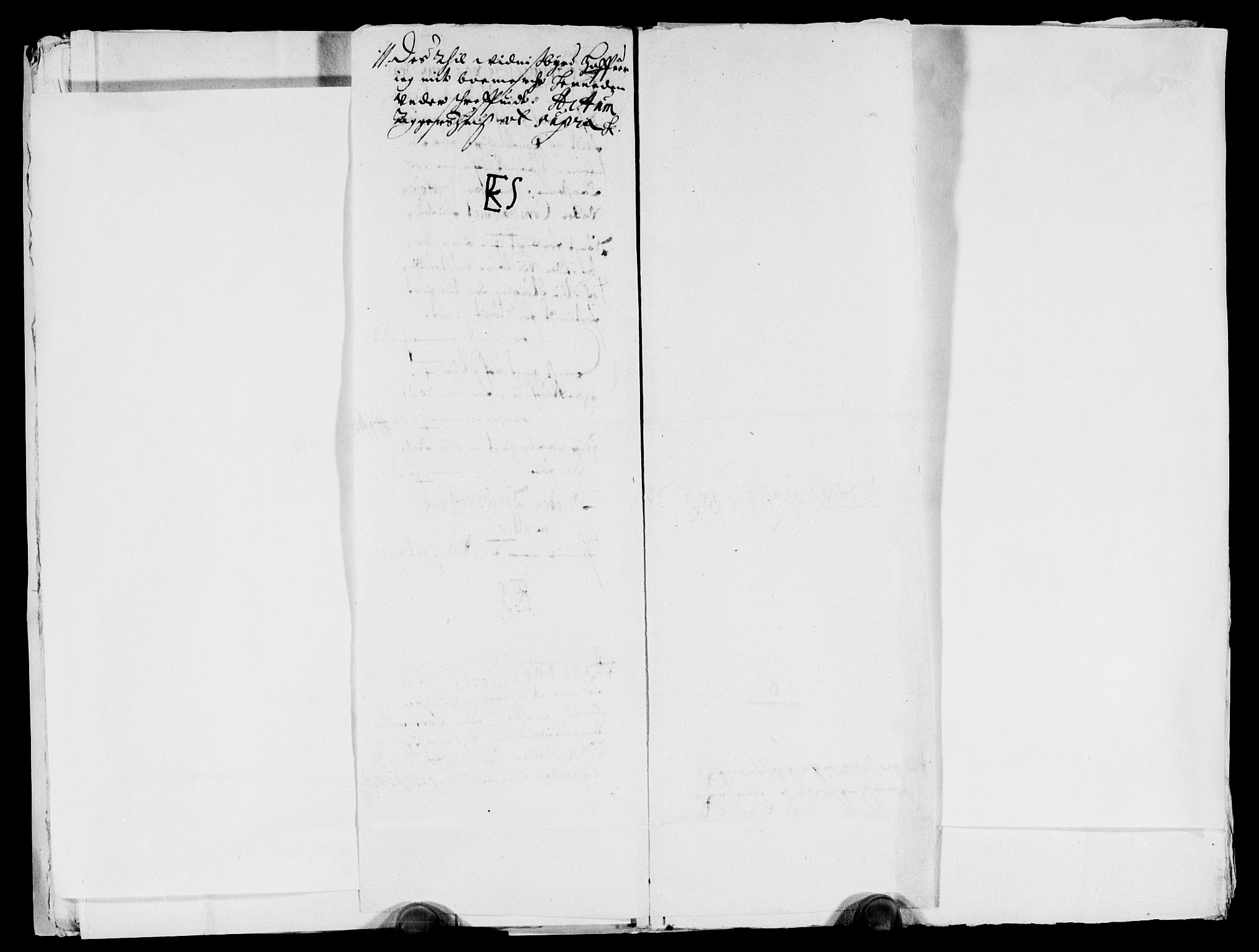 Rentekammeret inntil 1814, Reviderte regnskaper, Lensregnskaper, AV/RA-EA-5023/R/Rb/Rba/L0169: Akershus len, 1642-1643
